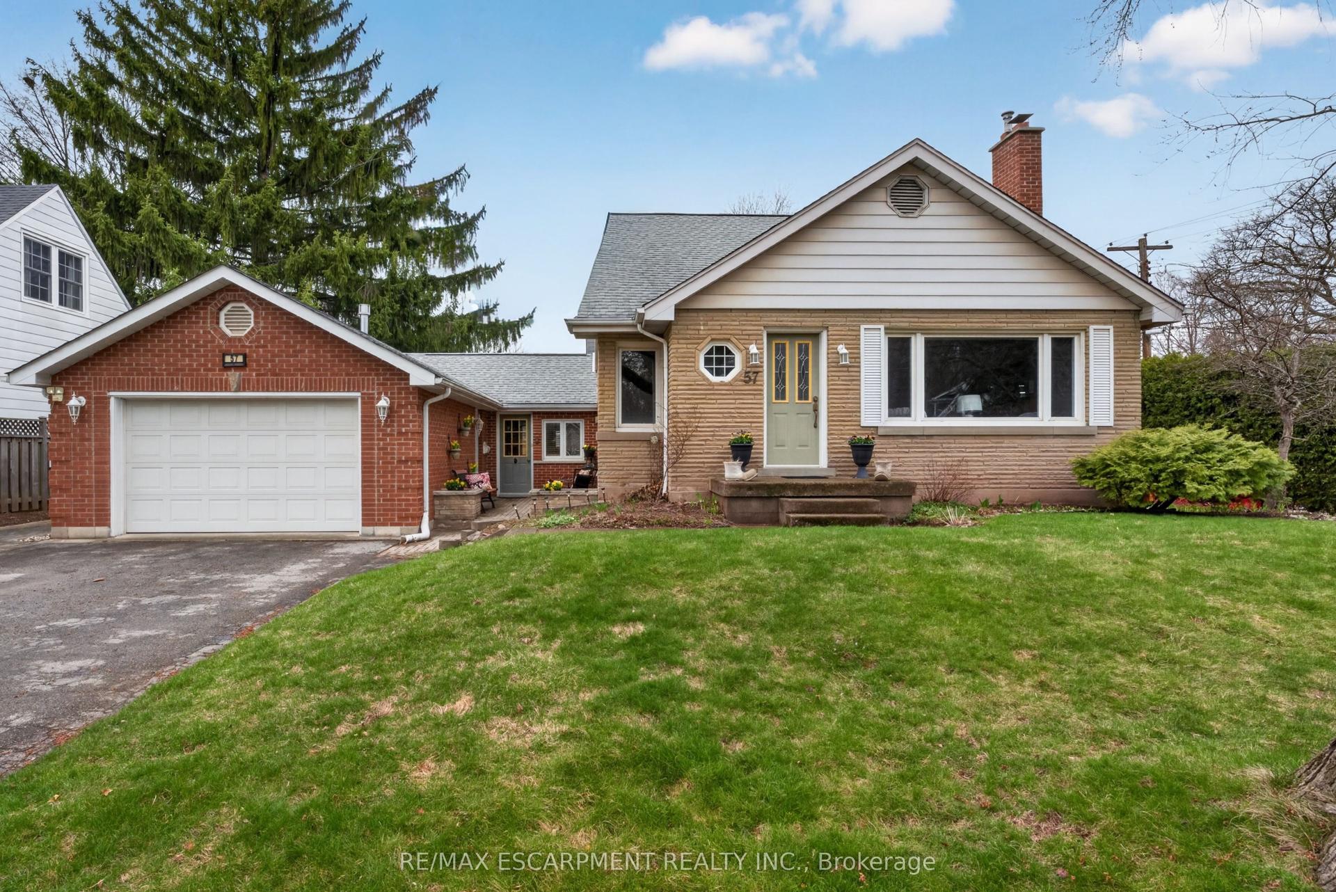 57 Park Avenue E — photo 1