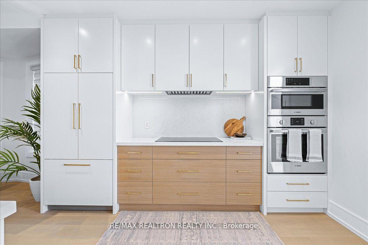 225 Christie Street — photo 1