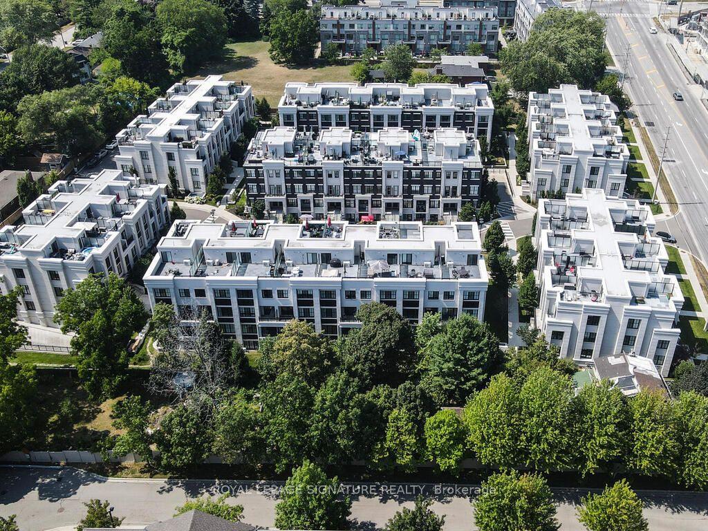 652 Cricklewood Drive 212 #212, Mississauga — Condo Town for sale, photo 1