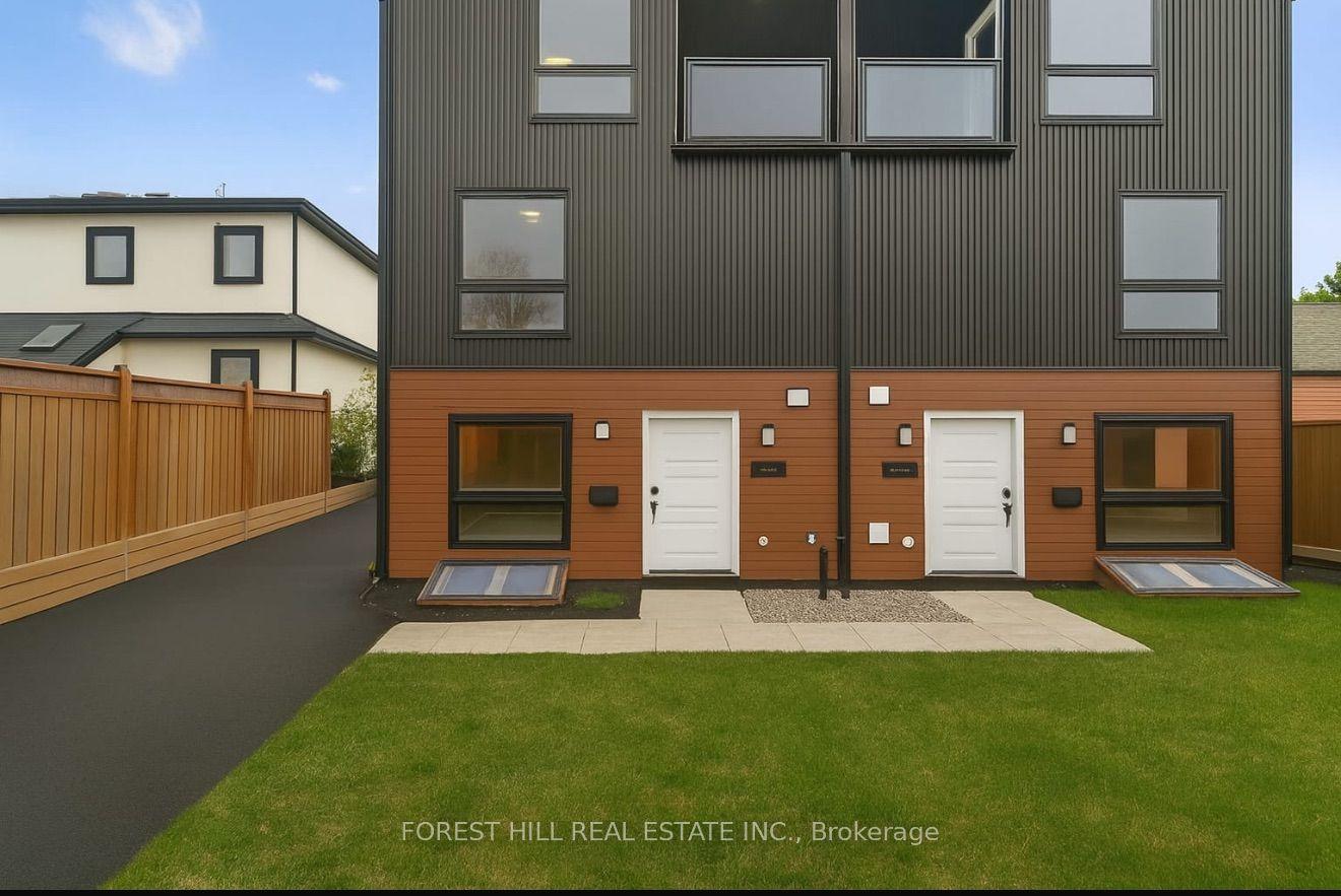 12 SMALLWOOD Drive B #B — photo 1