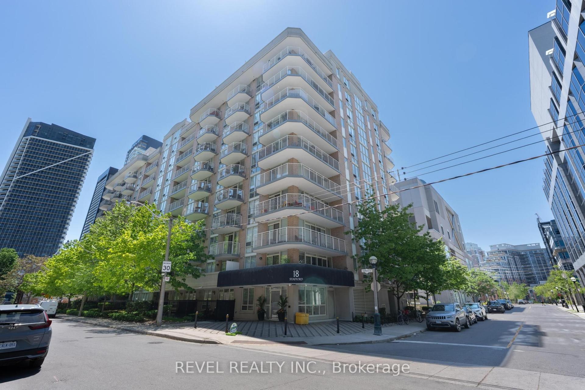 18 Stafford Street 1010 #1010 — photo 1