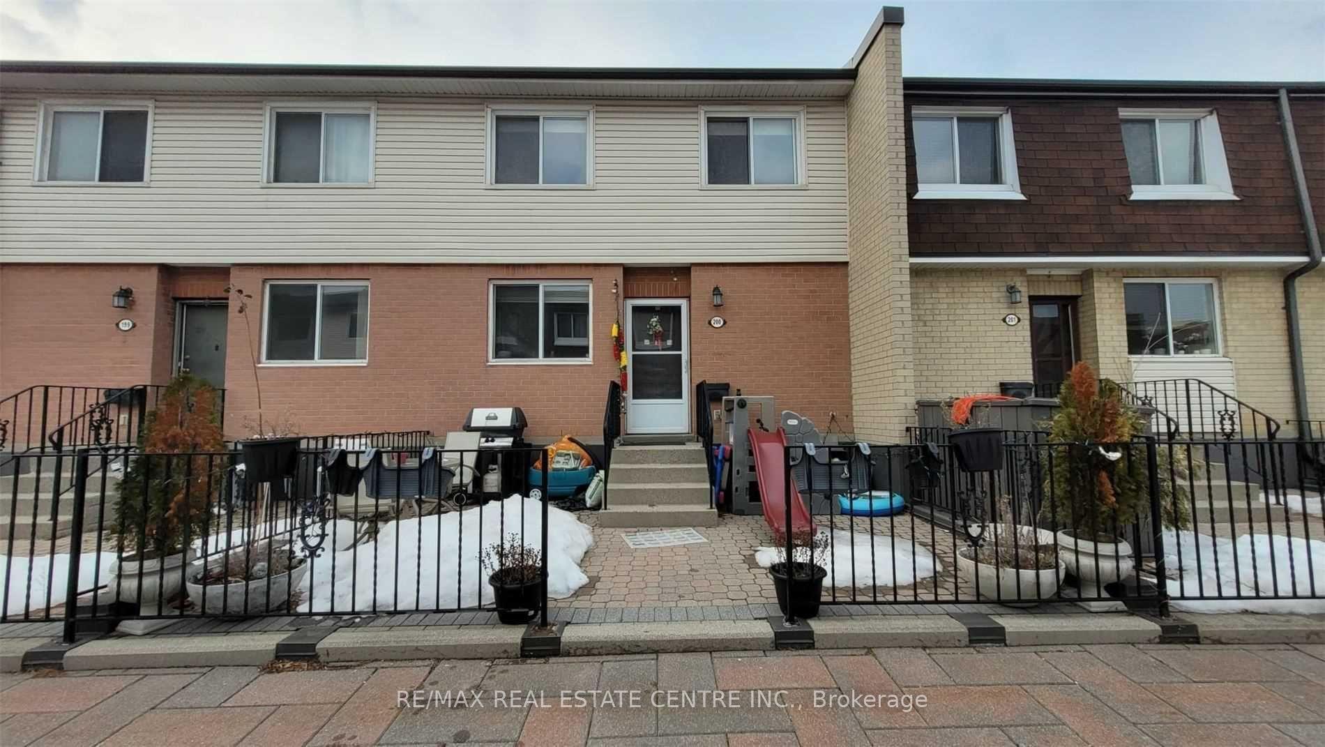 2170 Bromsgrove Road 200 #200, Mississauga — Condo Town for lease, photo 1