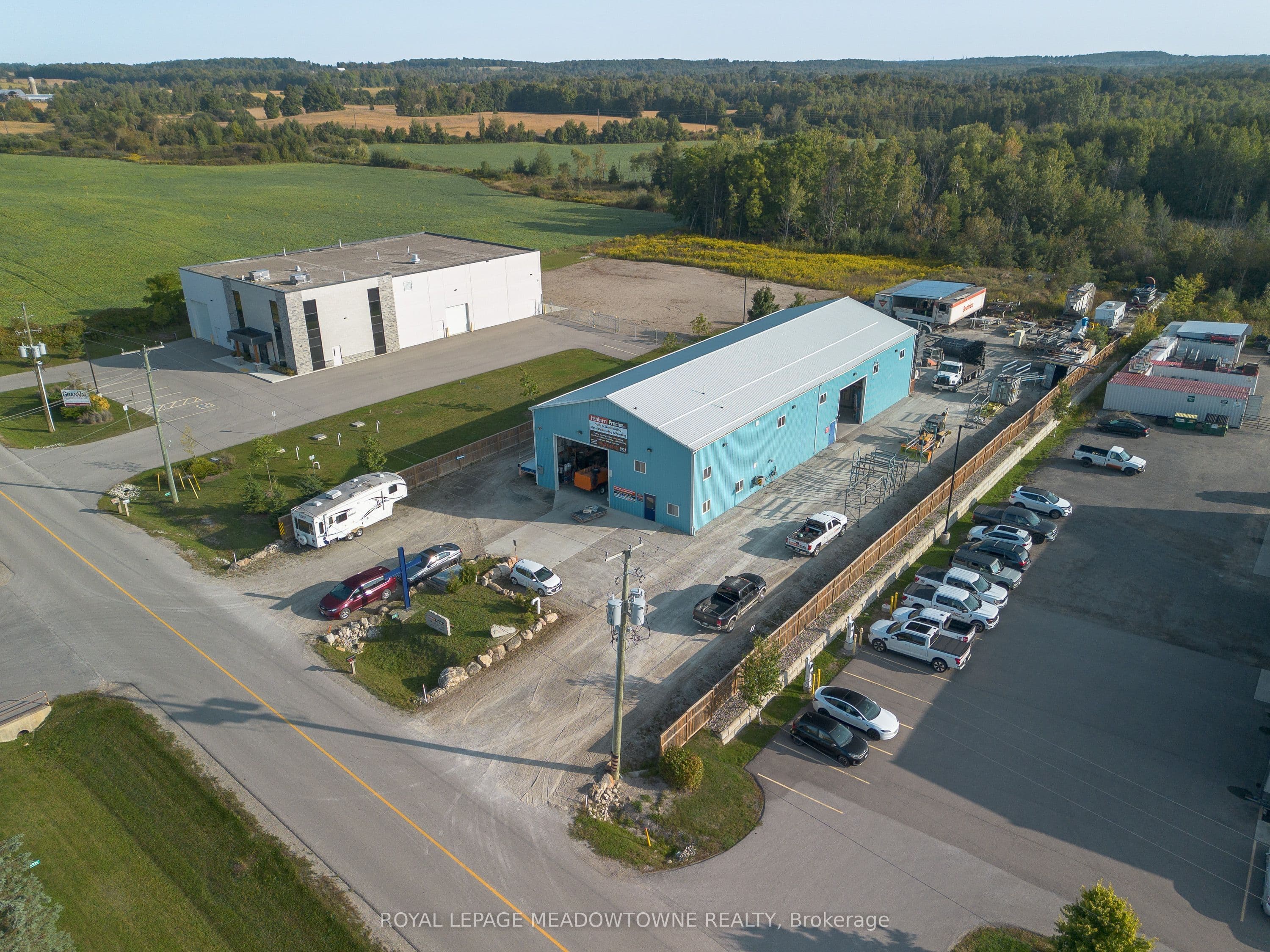 4931 7th Line — photo 1