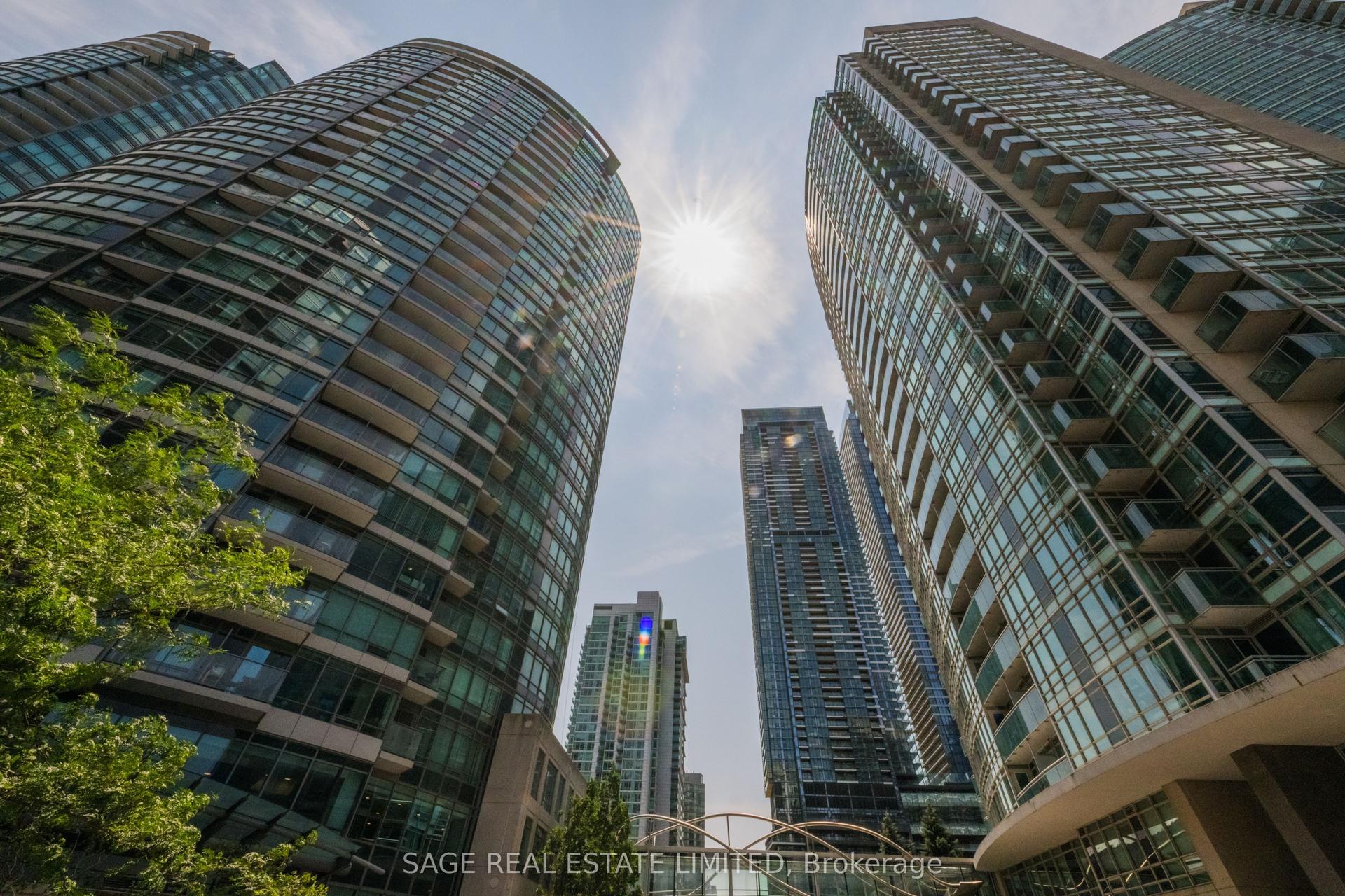 373 Front Street W 208 #208, Toronto — Condo for lease, photo 1