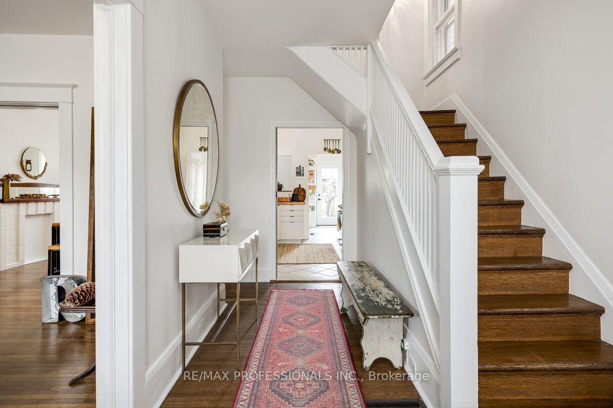 1381 Lansdowne Avenue, Toronto — Detached for lease, photo 1