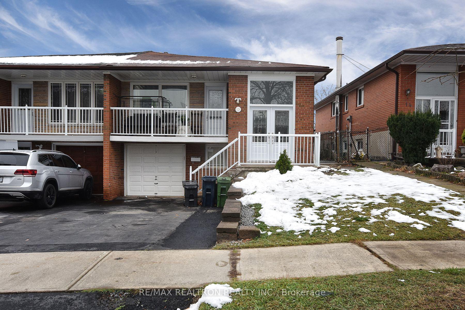 12 Petiole Road — photo 1