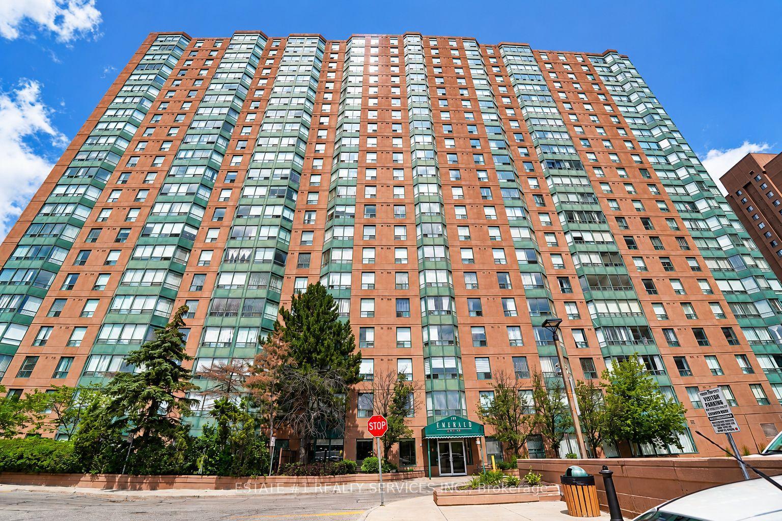 135 Hillcrest Avenue 904 #904, Mississauga — Condo for sale, photo 1
