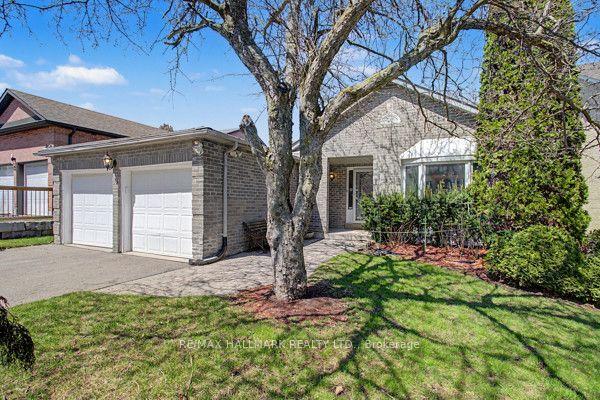 10 Haskell Crescent — photo 1