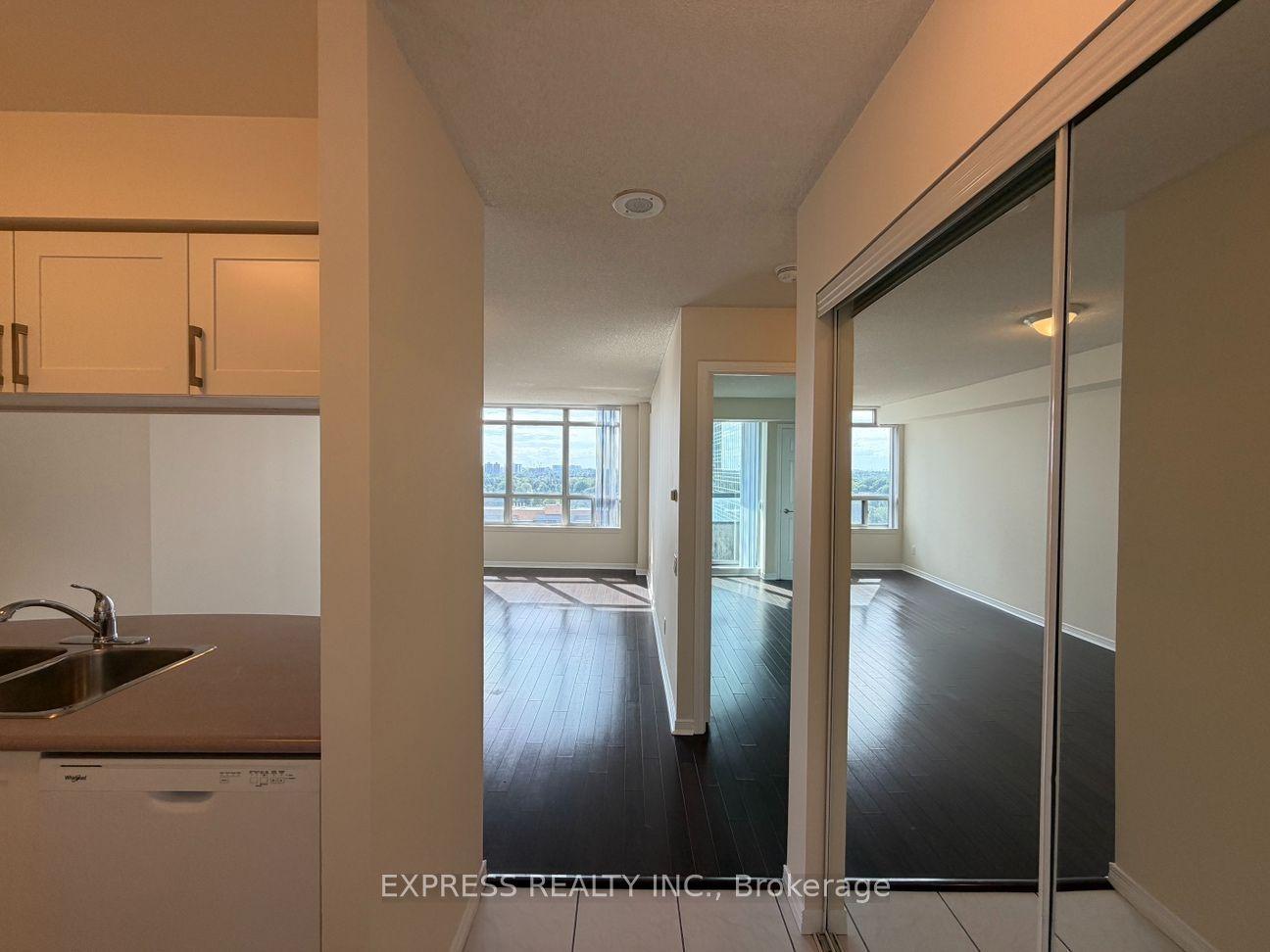 8 Hillcrest Avenue 1202 #1202, Toronto — Condo for lease, photo 1