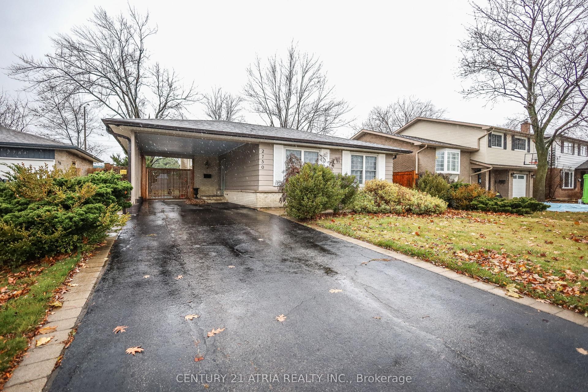 2750 Barnstone Crescent — photo 1