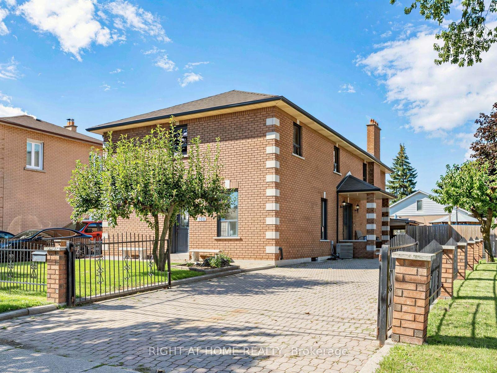 102 Judson Street, Toronto — Detached for sale, photo 1