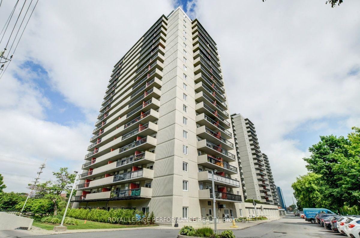 158C Mcarthur Avenue 708 #708, Vanier and Kingsview Park — Condo for lease, photo 1
