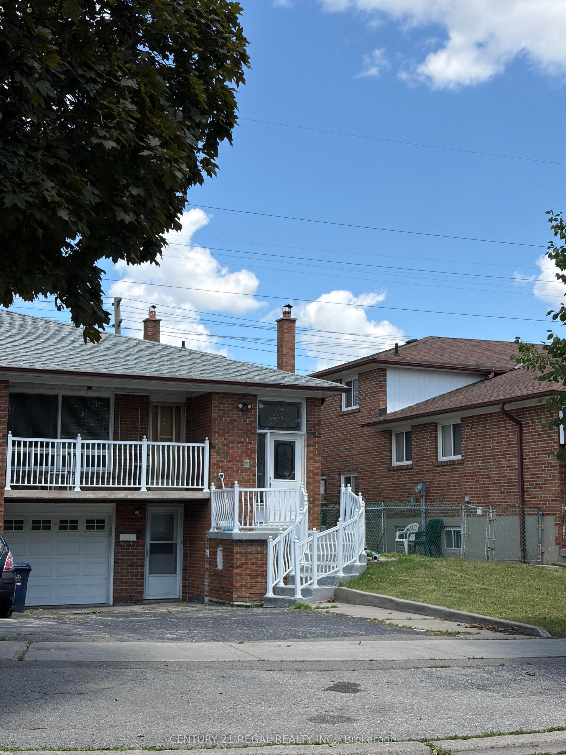 48 Iangrove Terrace, Toronto — Semi-Detached for lease, photo 1