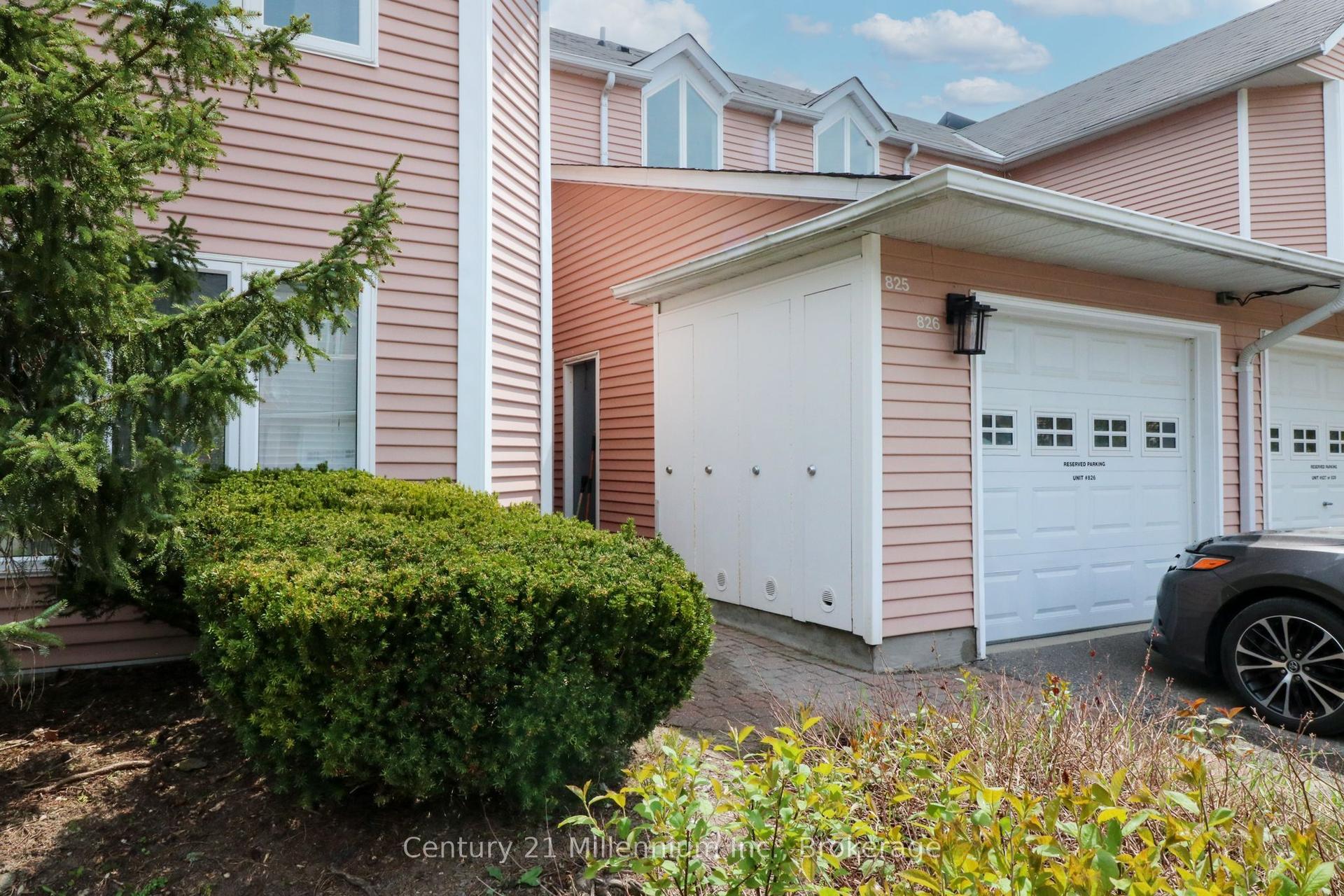 34 Dawson Drive 825 #825 — photo 1