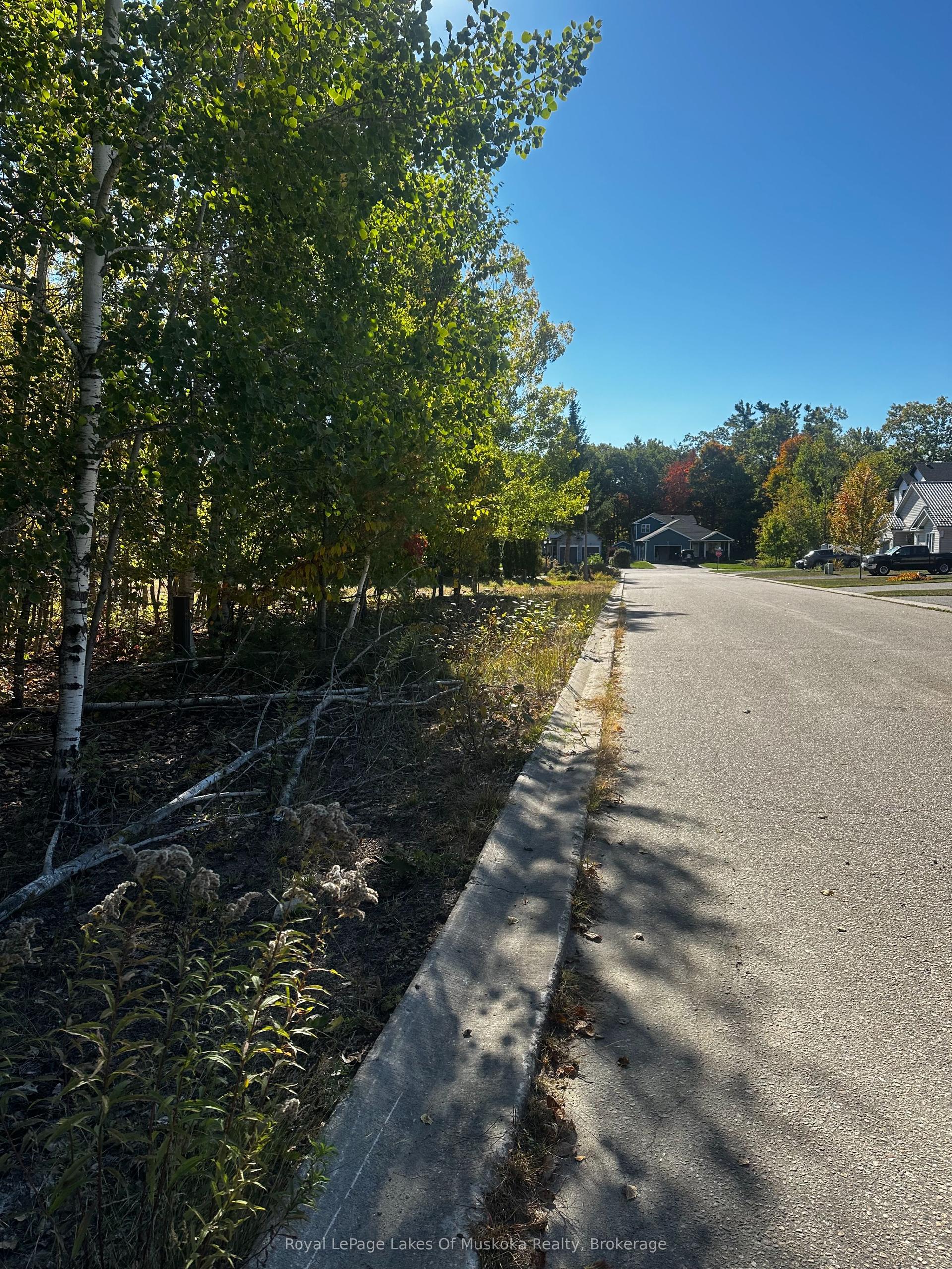 23 Freeland Drive — photo 1