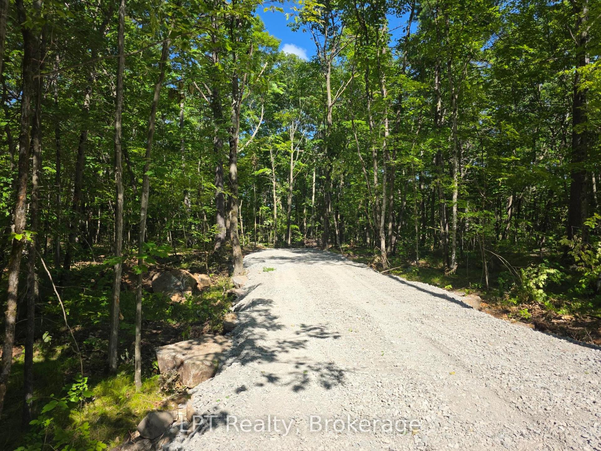 48 Marble Point Road — photo 1
