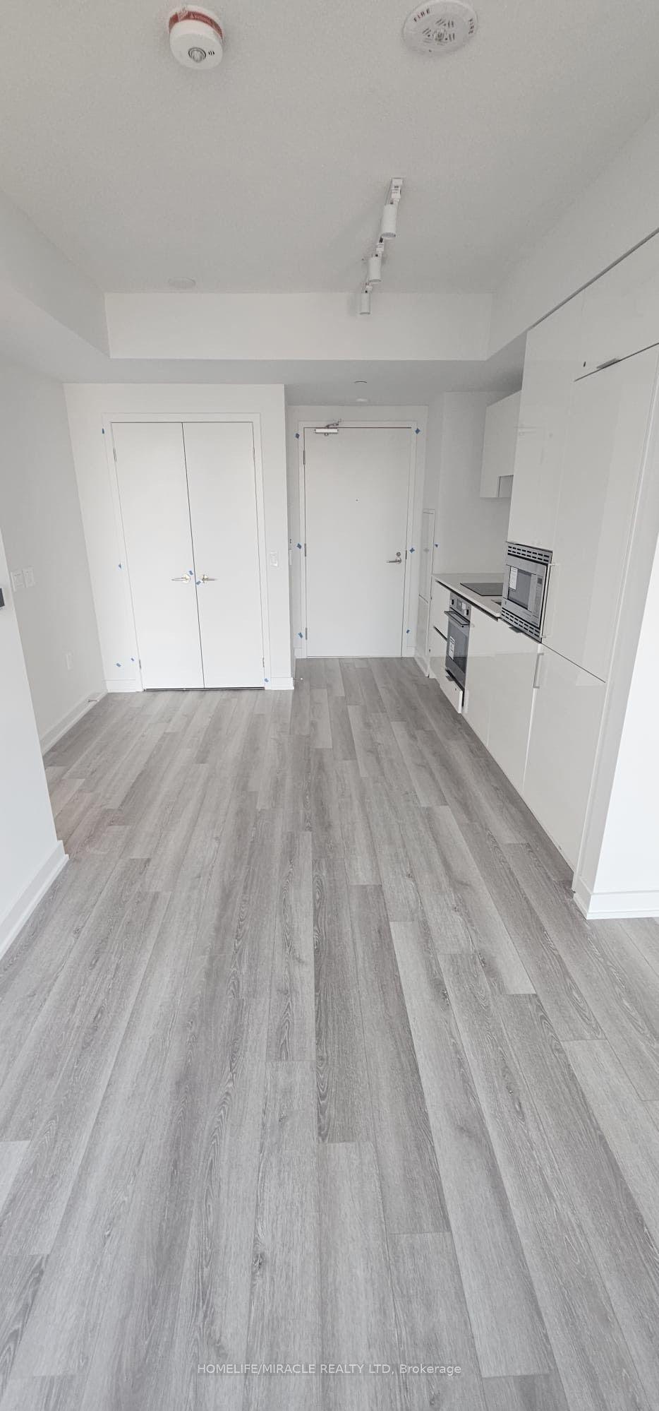 234 Simcoe Street 1902 #1902 — photo 1