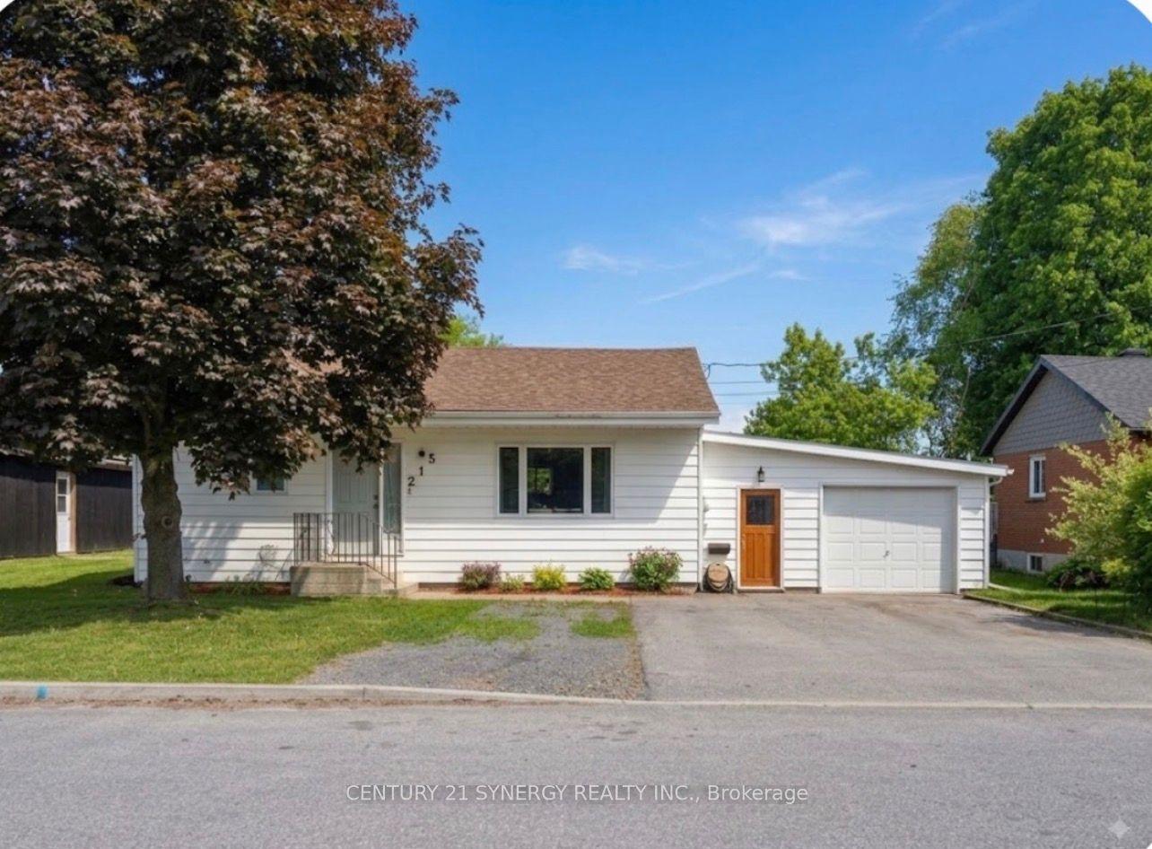 215 Victoria Street, Mississippi Mills — Detached for sale, photo 1