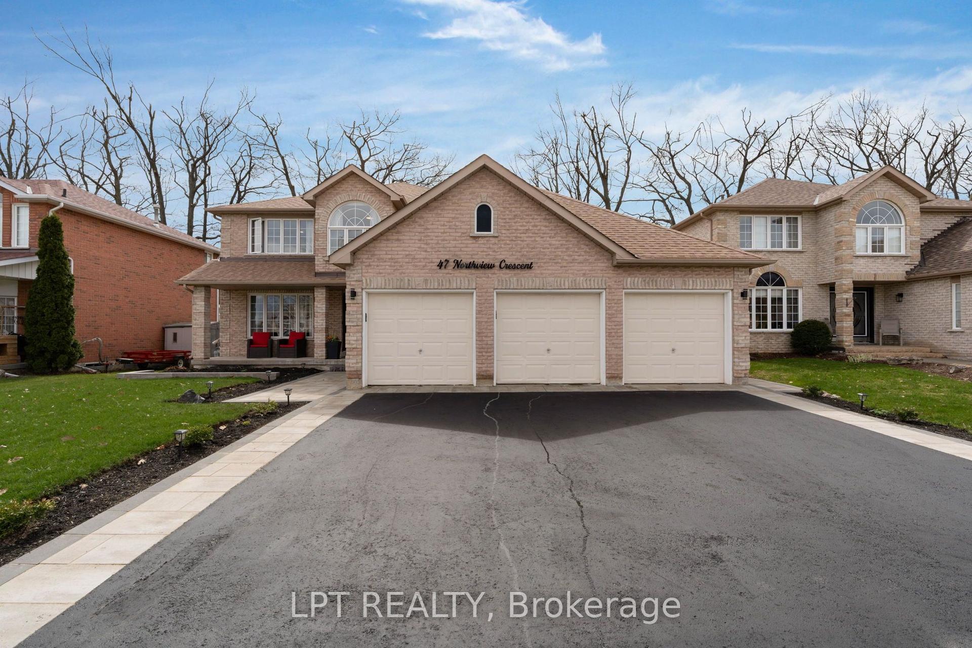 47 Northview Crescent — photo 1