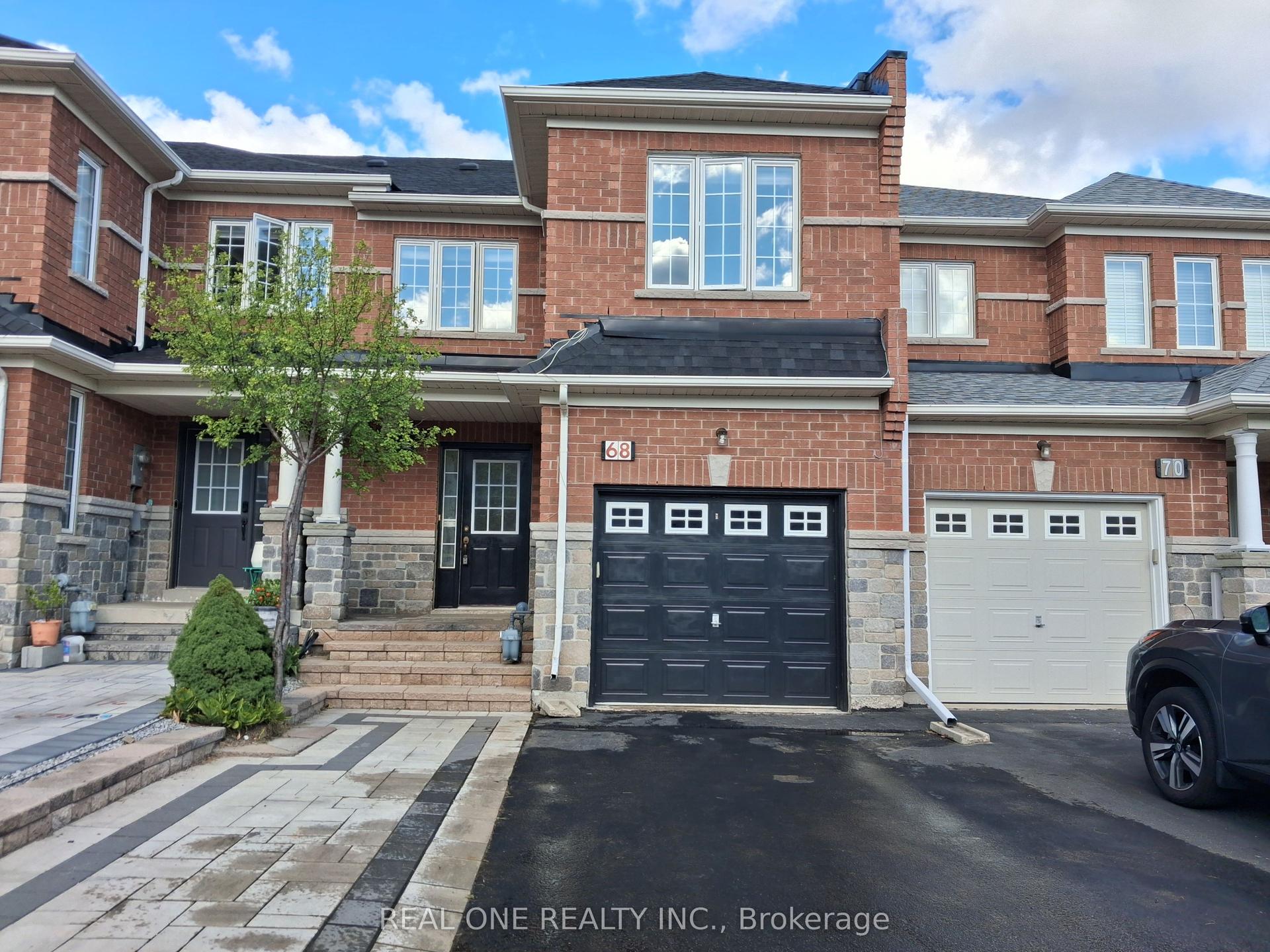 68 Maffey Crescent, Richmond Hill — Townhouse for sale, photo 1