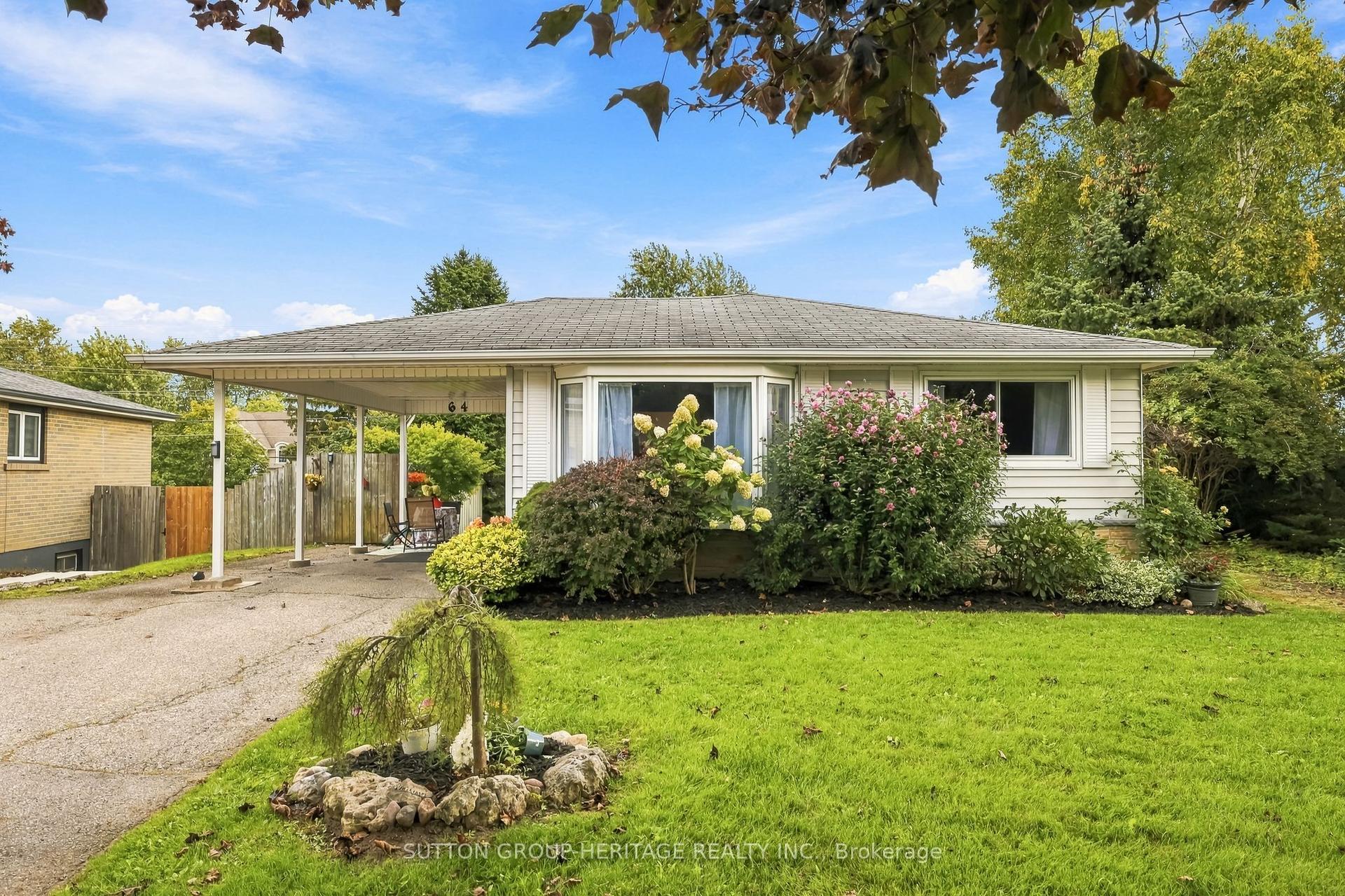 64 Gregory Road, Ajax — Detached for sale, photo 1