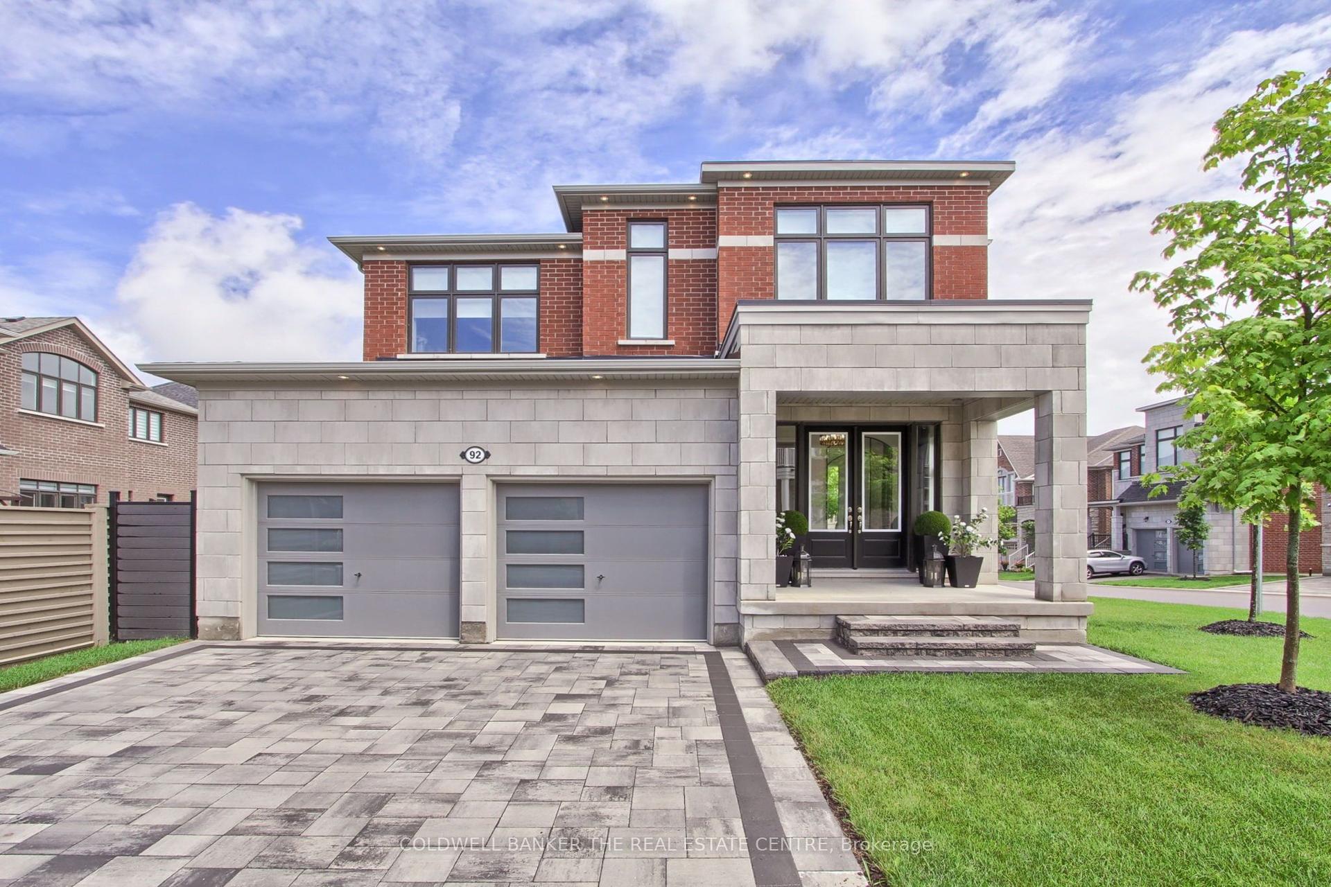 92 Maple Fields Circle — photo 1