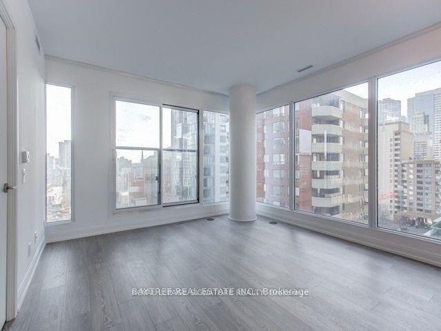 181 Dundas Street E 2105 #2105, Toronto — Condo for lease, photo 1