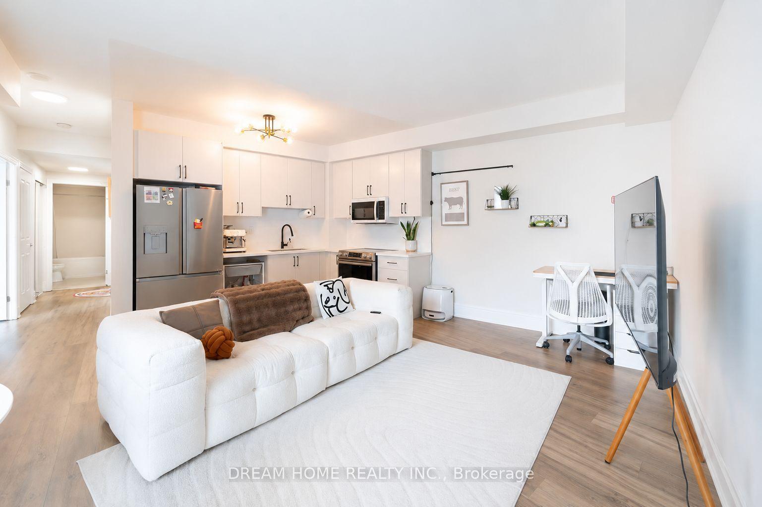 151 Upper Duke Crescent 216 #216, Markham — Condo for lease, photo 1
