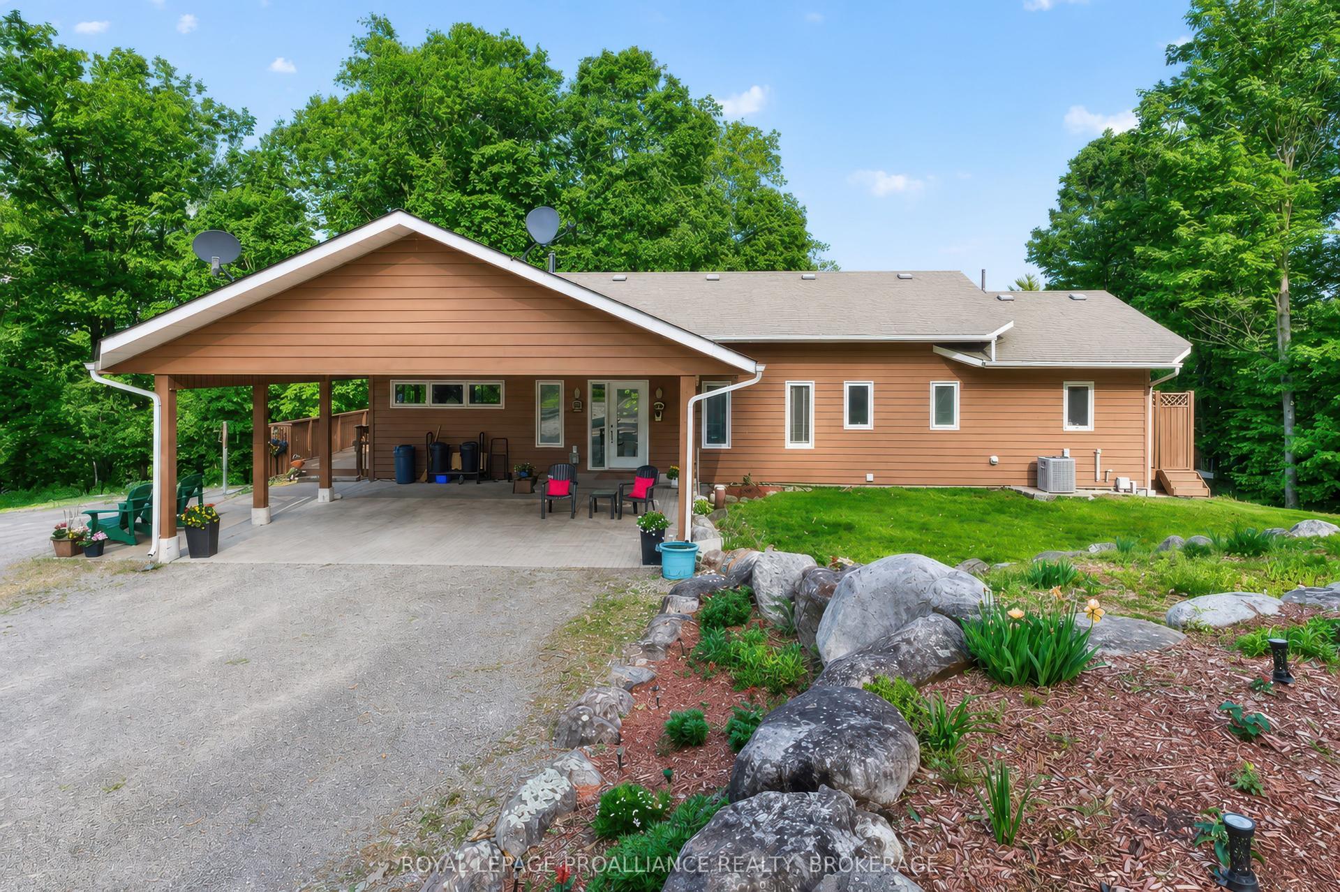 606 Whites Point Road, Rideau Lakes — Detached for sale, photo 1
