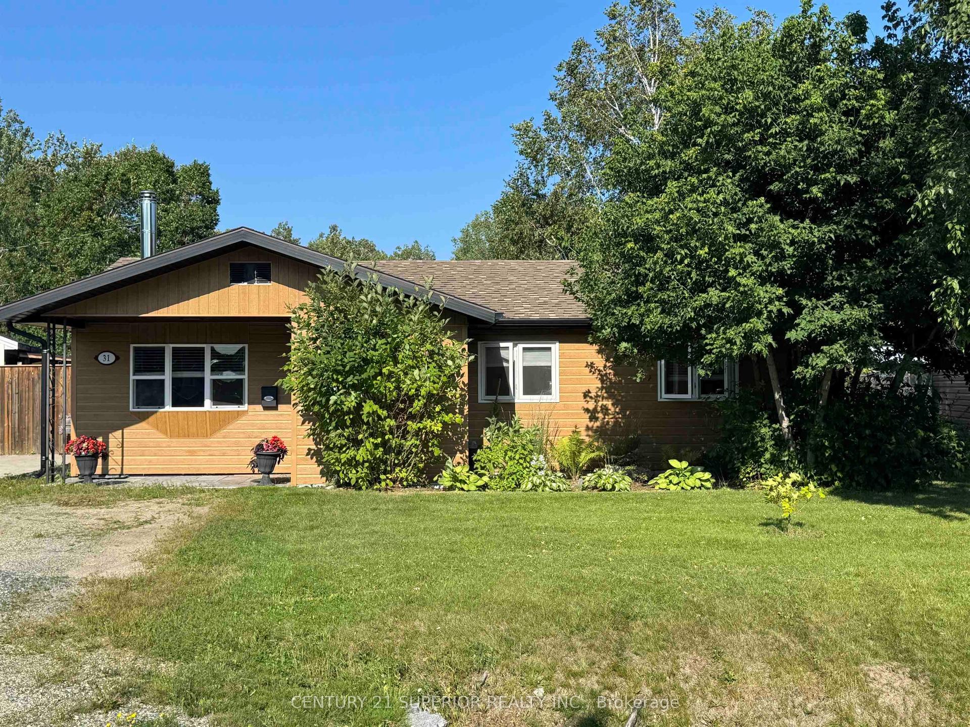 31 Heron Drive, Manitouwadge — Detached for sale, photo 1