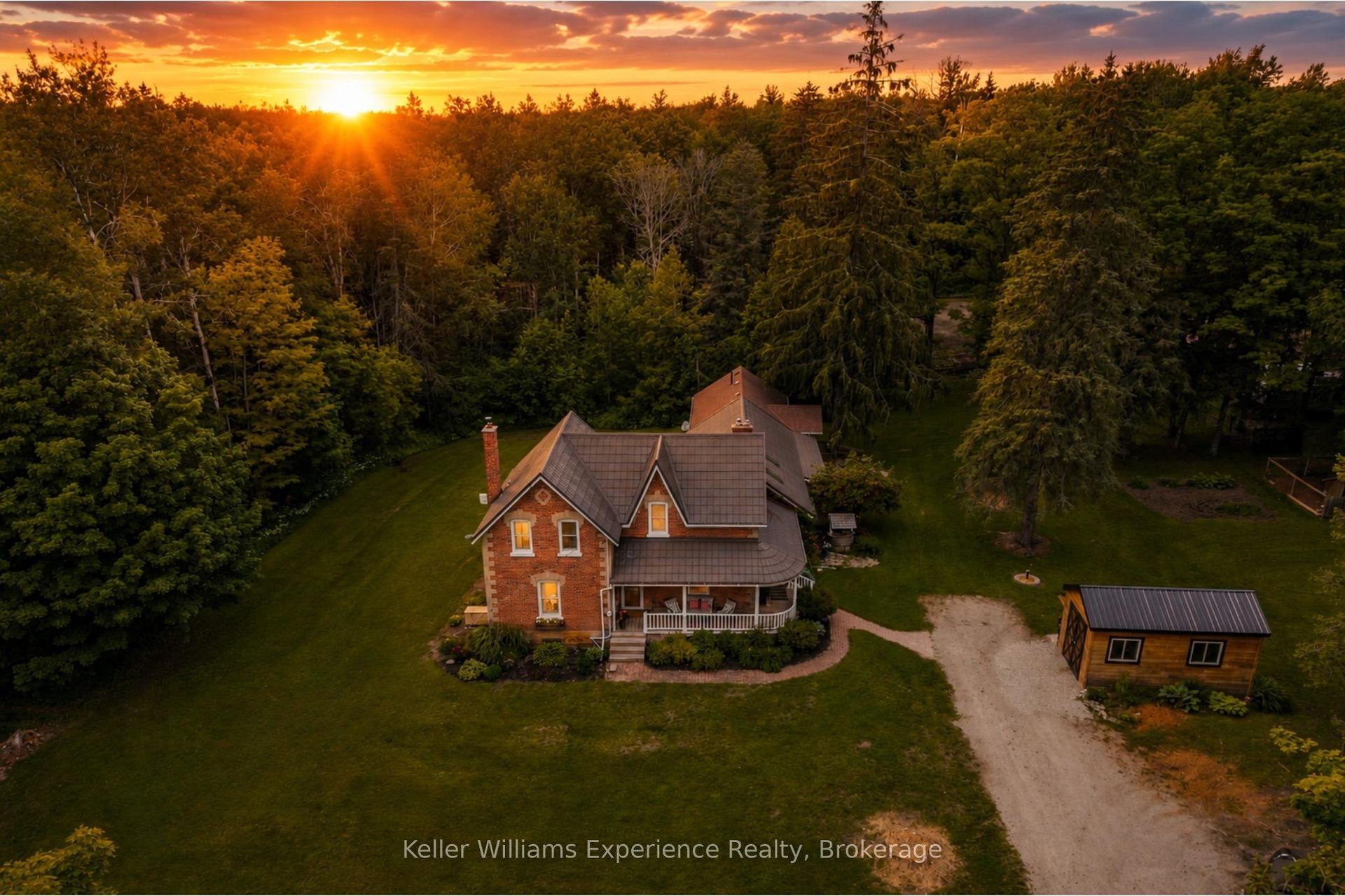 3744 Flos 4 Road W, Springwater — Detached for sale, photo 1