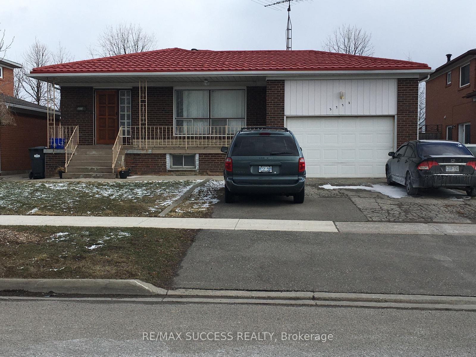 3773 Corliss Crescent — photo 1