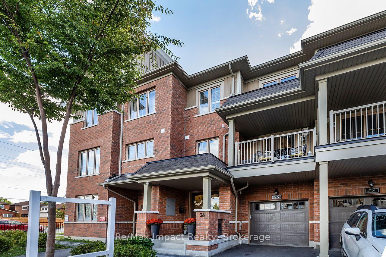 26 Amulet Way, Whitby — Townhouse for sale, photo 1