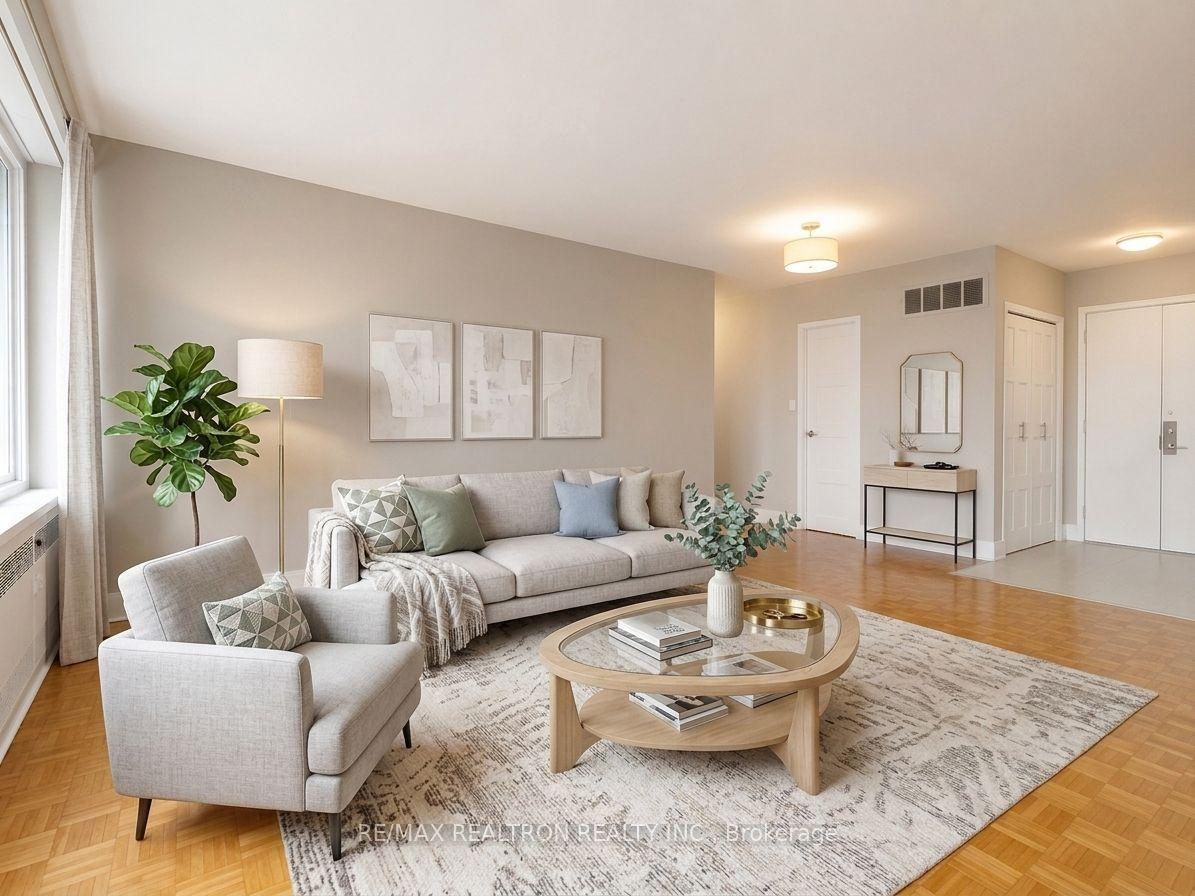 10 Shallmar Boulevard 503 #503, Toronto — Condo for lease, photo 1