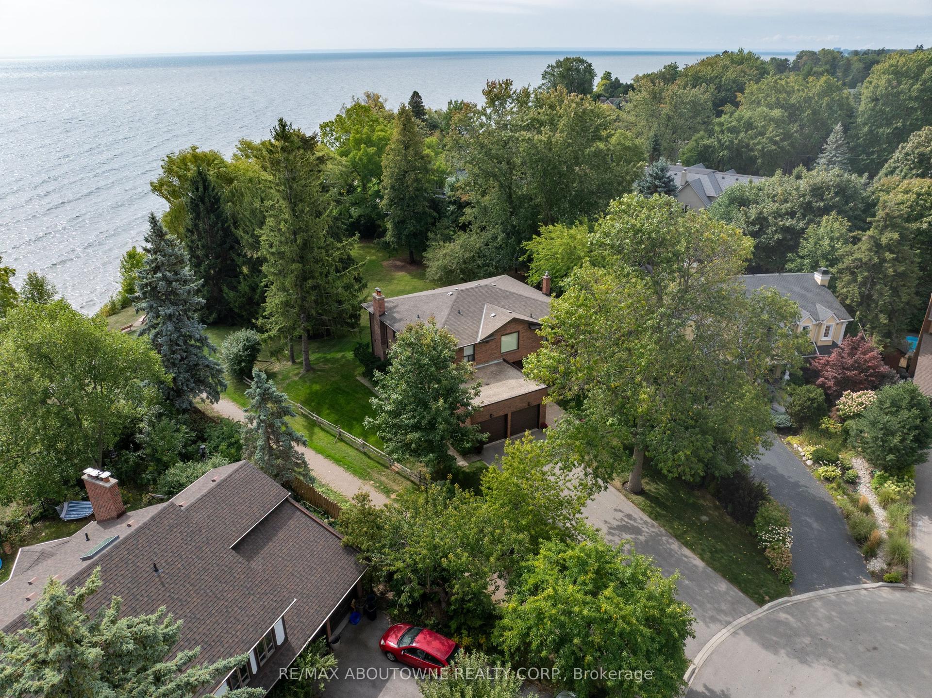 20 Arkendo Drive — photo 1