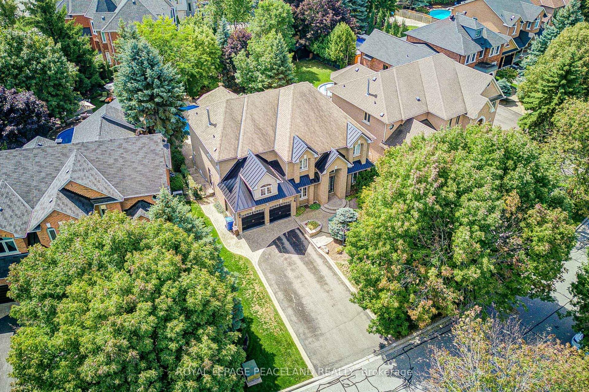 709 Highland Blade Road, Newmarket — Detached for sale, photo 1
