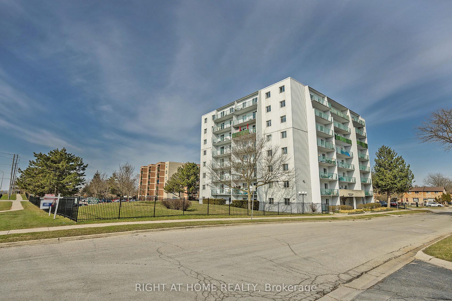 986 Huron Street 701 #701, London East — Condo for sale, photo 1