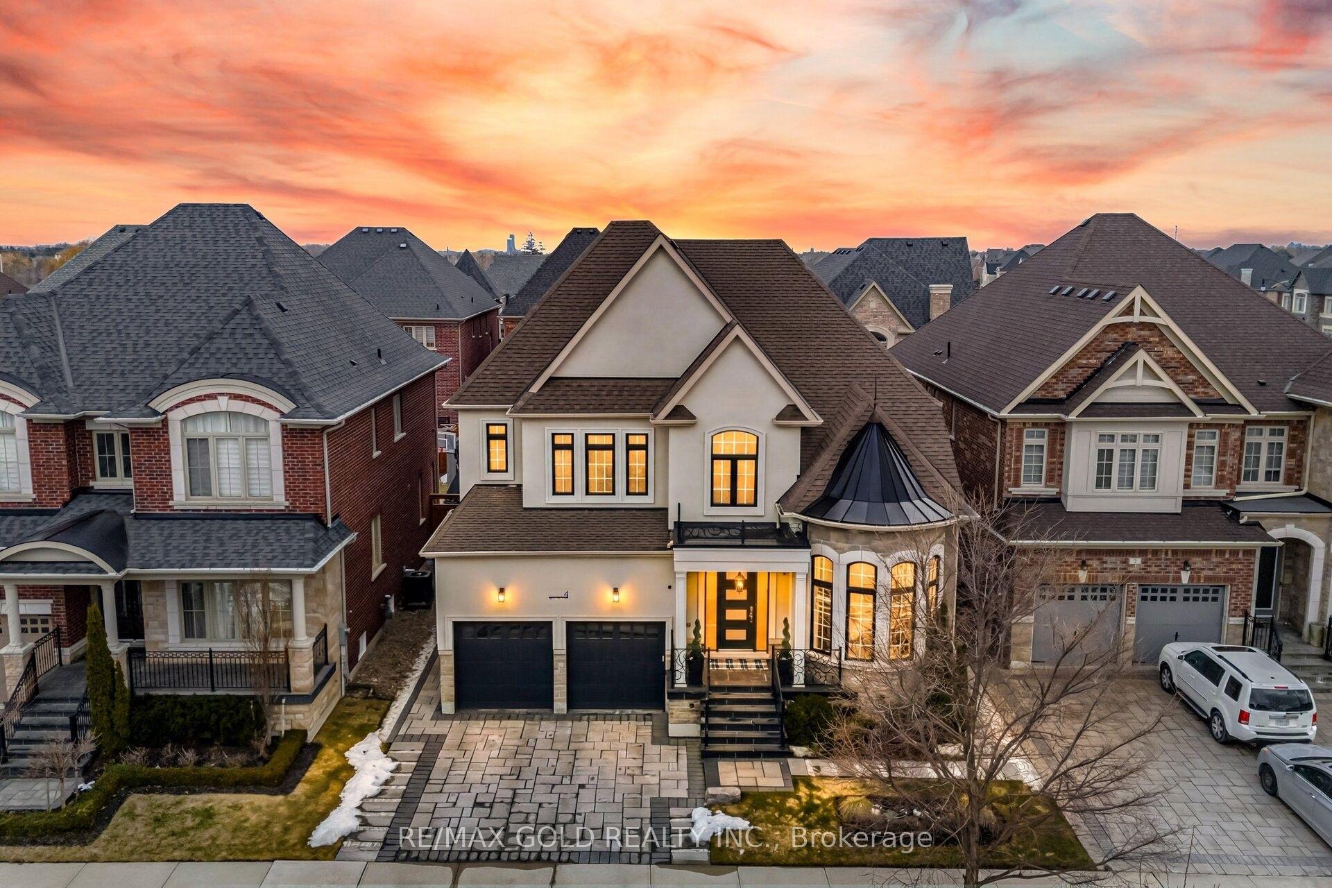 4 Spain Crescent — photo 1