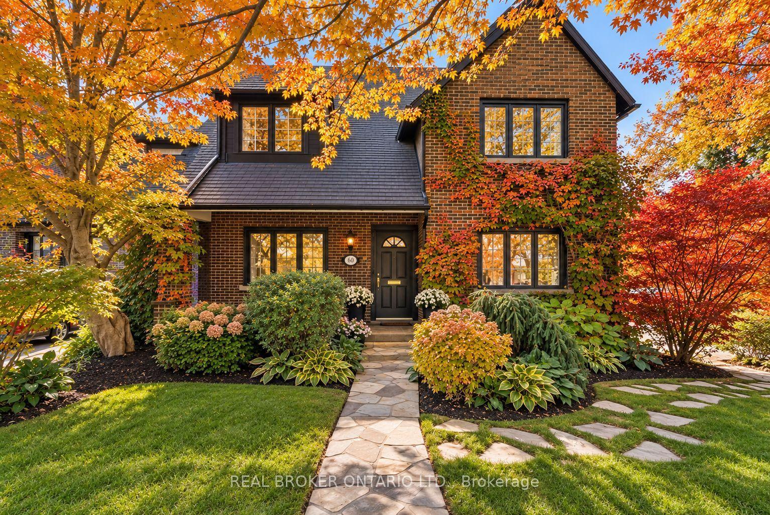 69 Chaplin Crescent, Toronto — Detached for sale, photo 1