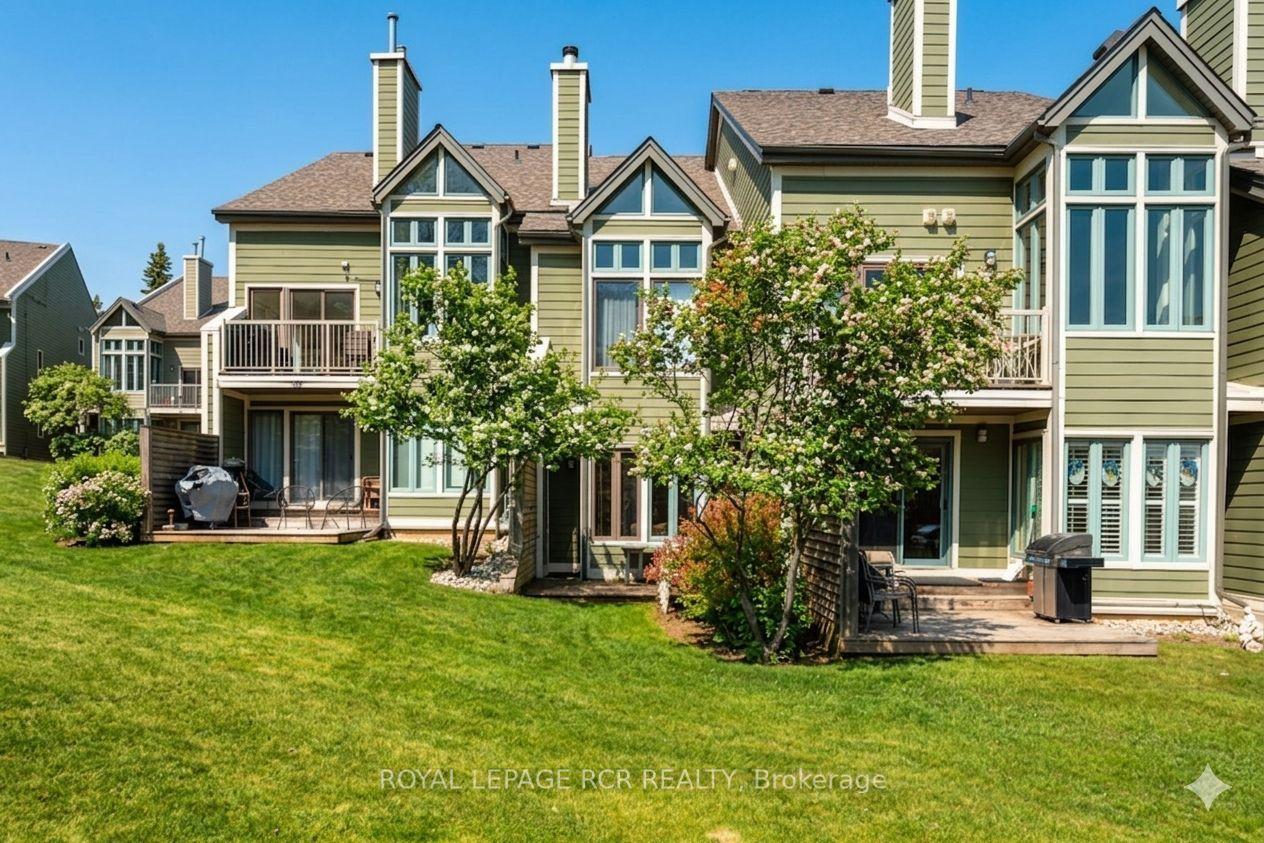 796404 Grey Road 19 109 #109, Blue Mountains — Condo Town for sale, photo 1