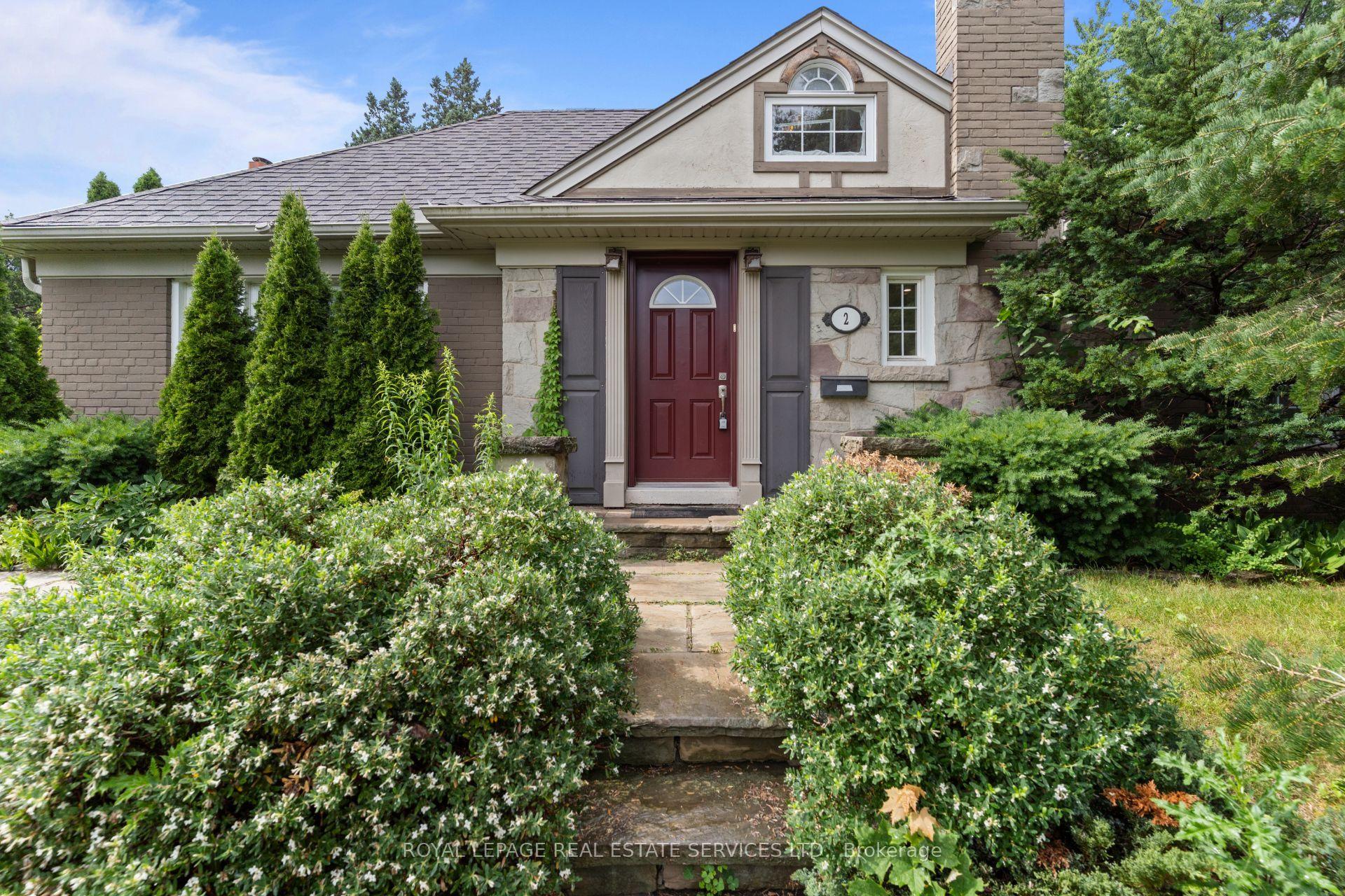 2 Glenroy Avenue, Toronto — Detached for sale, photo 1