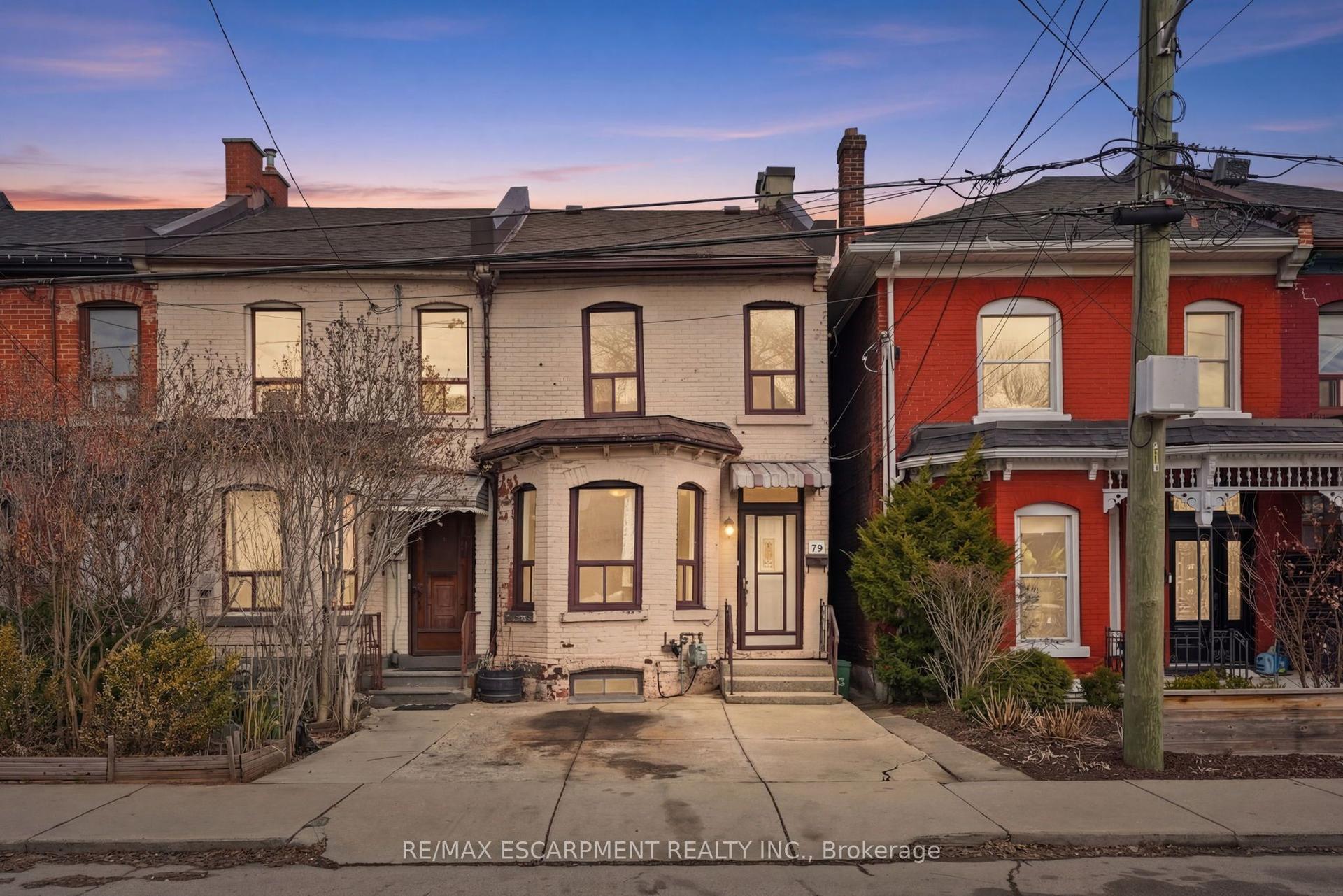 79 Murray Street E, Hamilton — Townhouse for sale, photo 1