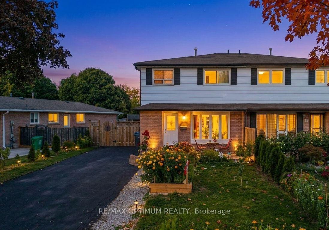 21 Juniper Crescent — photo 1
