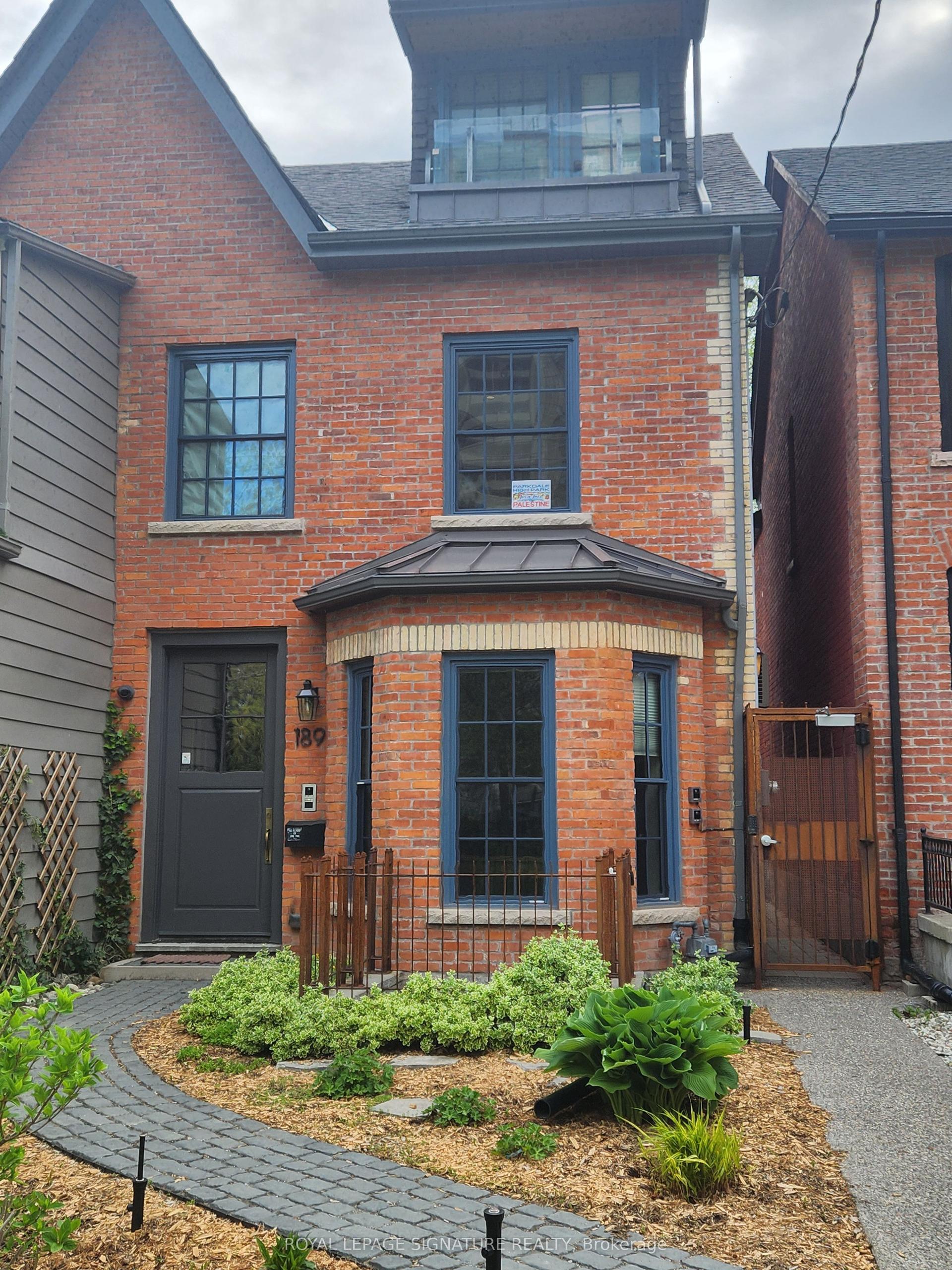 189 Cowan Avenue B #B — photo 1