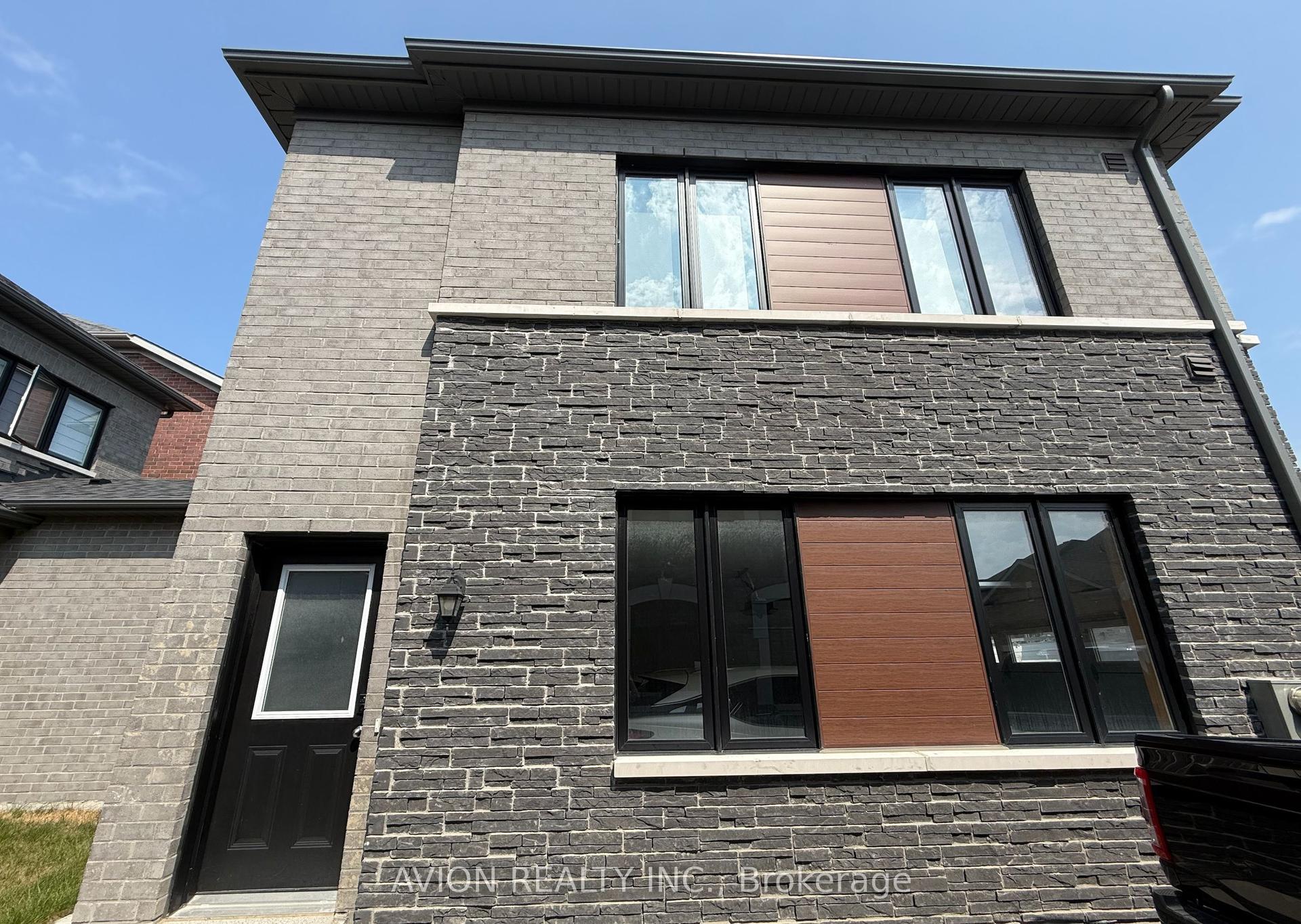 6 Fred Lablanc Drive E coach #coach, Markham — Detached for lease, photo 1