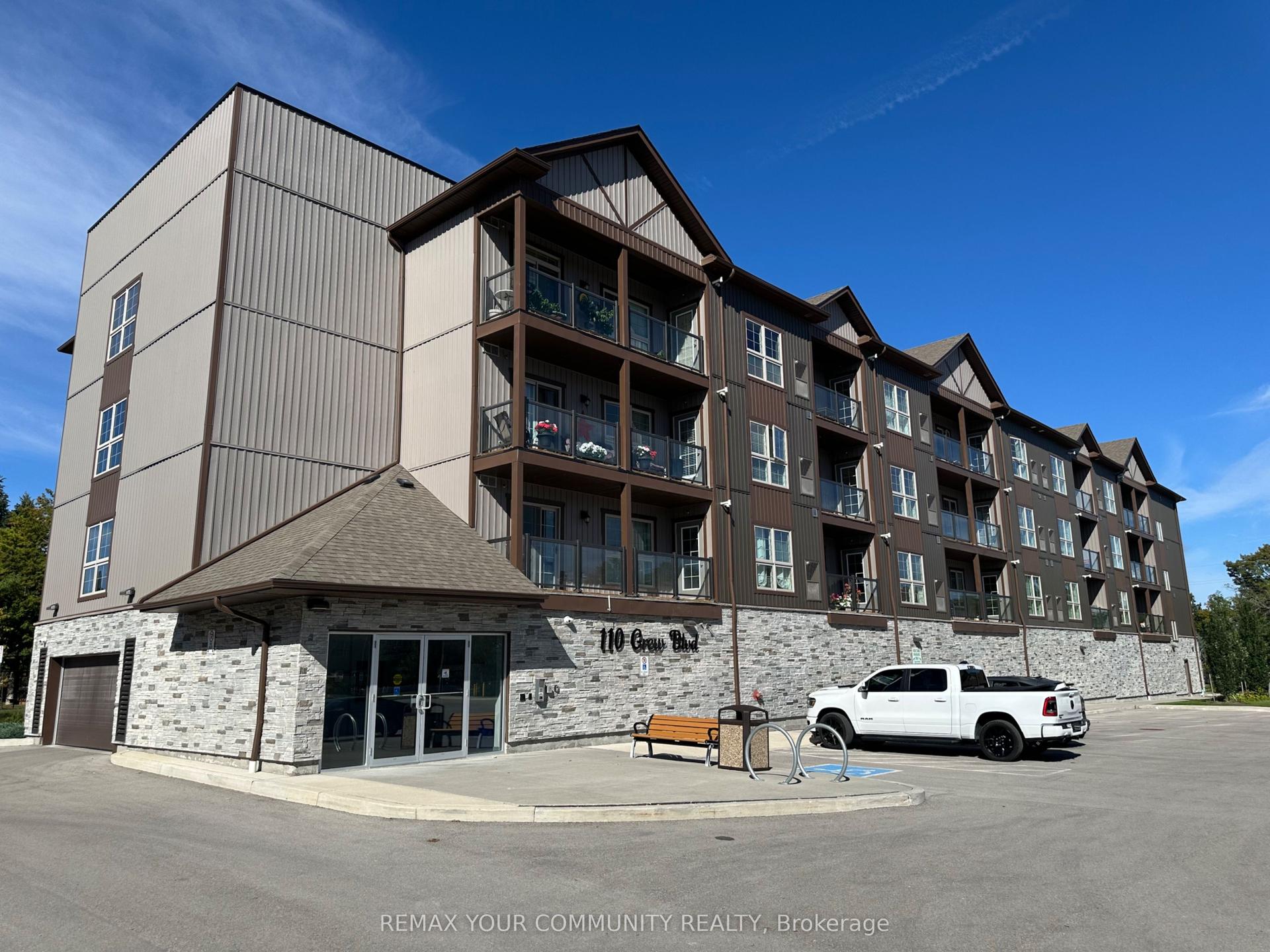 110 Grew Boulevard W 202 #202, Georgina — Condo for sale, photo 1
