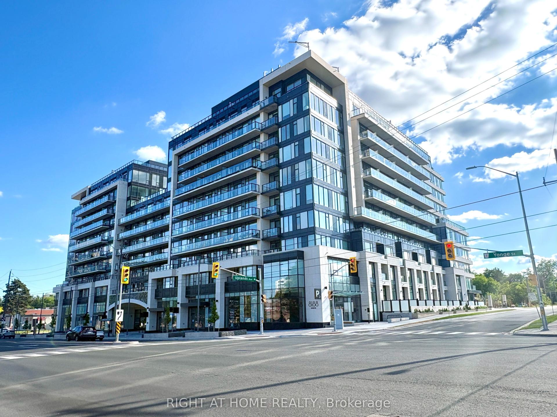 8188 Yonge Street 221 #221 — photo 1
