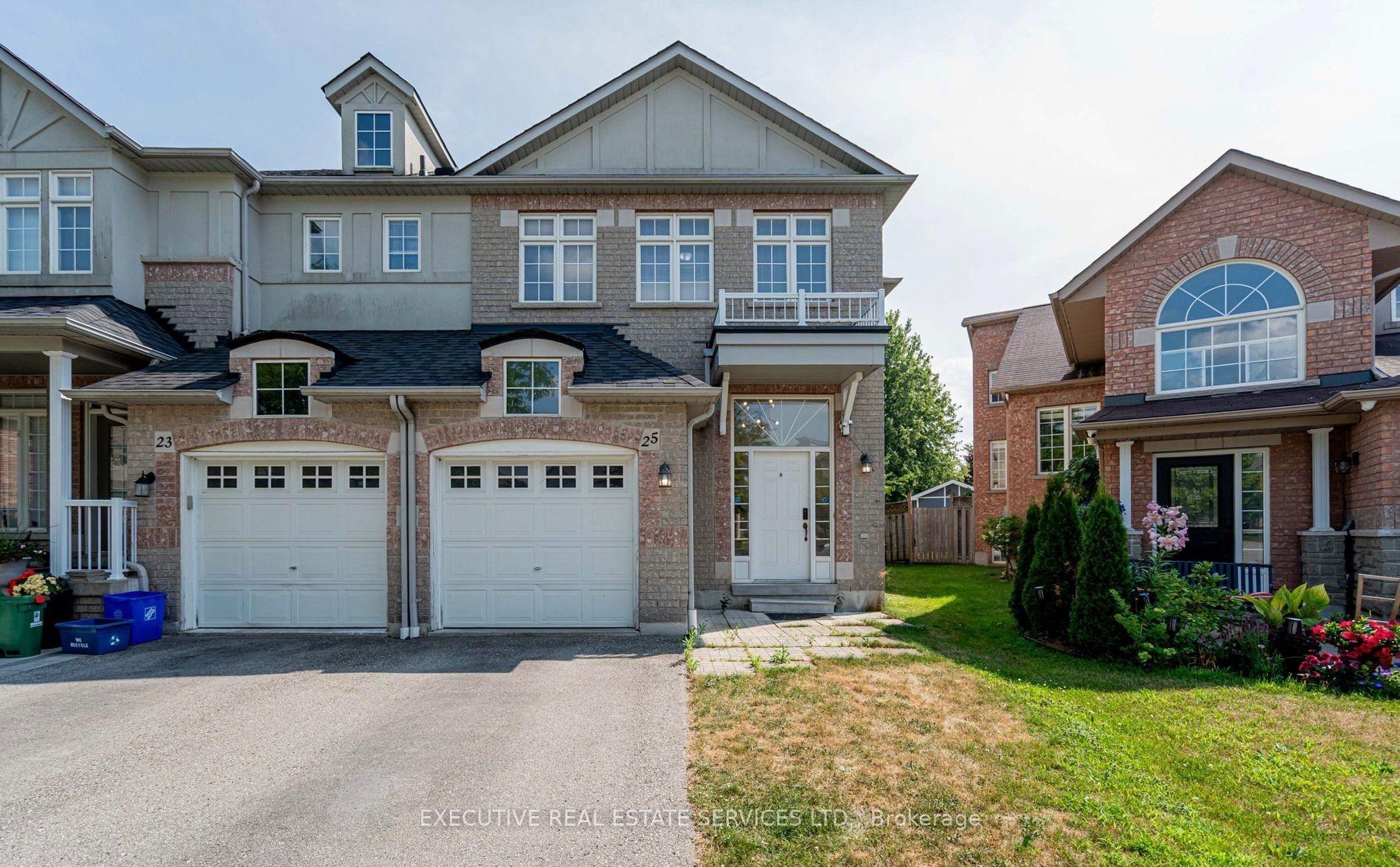 25 Dreamcrest Court, Whitby — Semi-Detached for lease, photo 1