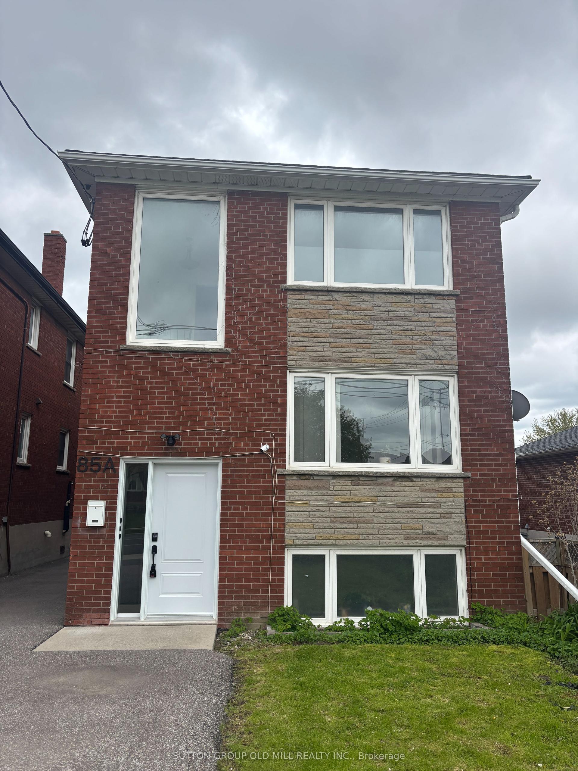 85A Evans Avenue UPPER #UPPER — photo 1