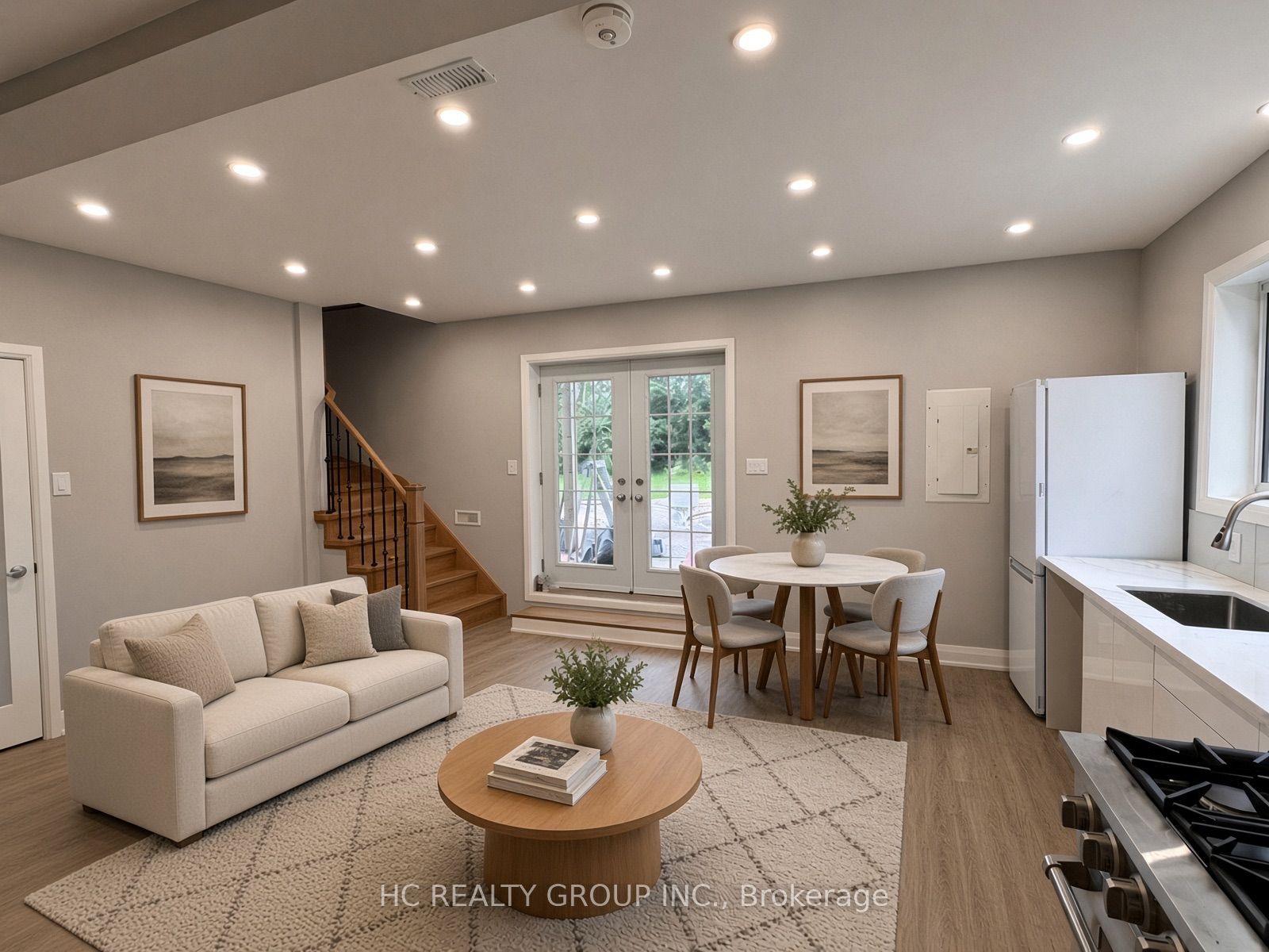 32 B King Richard Court, Markham — Detached for lease, photo 1